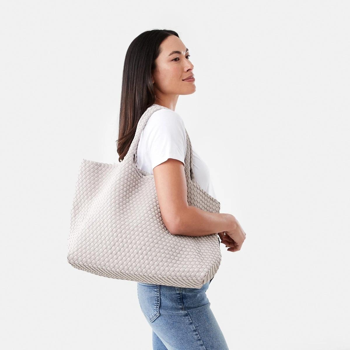 5 Weave Tote Bag SMOKEY TAUPE, 5 of 6