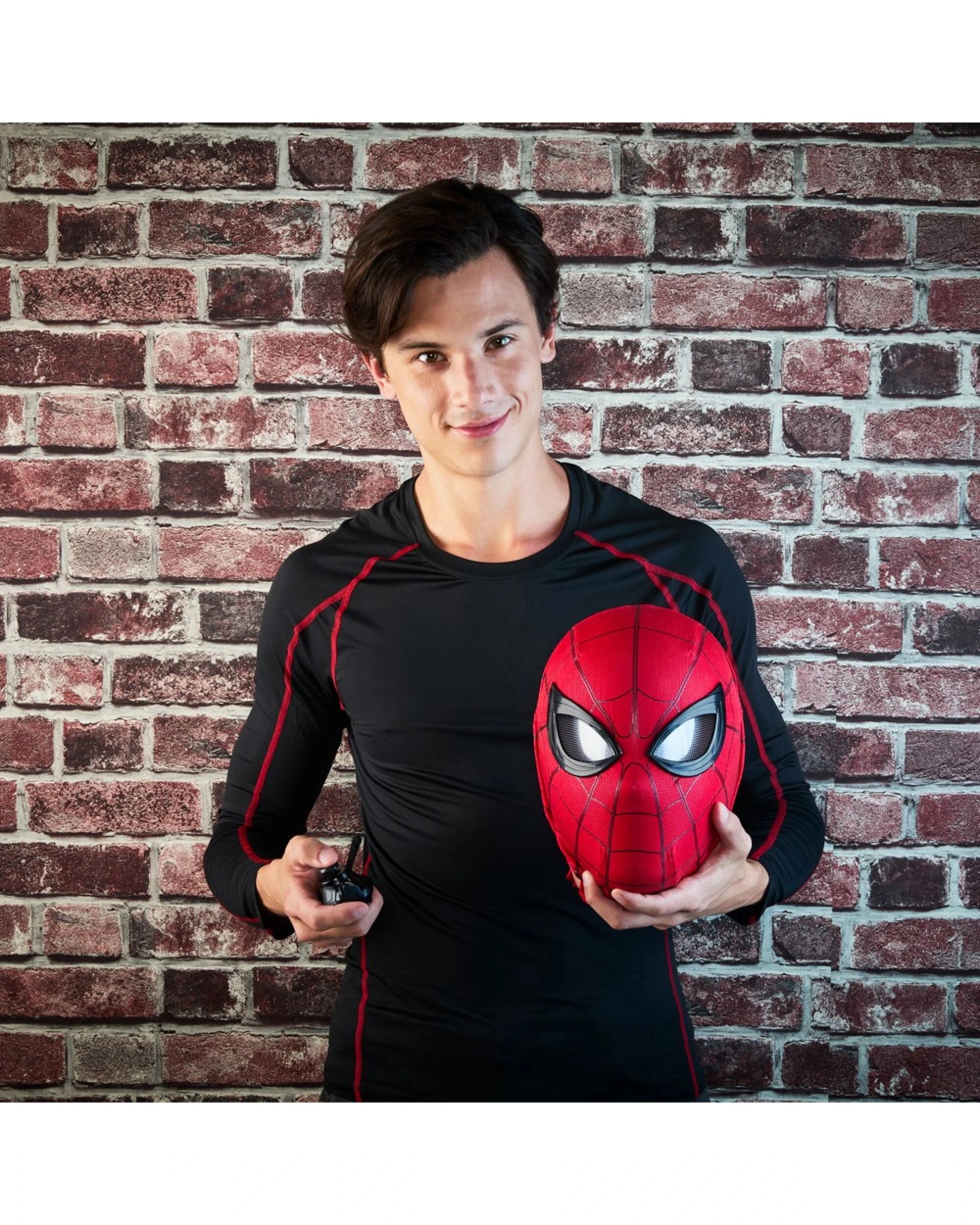 5 Marvel - No Way Home - Marvel Legends Series Spider-Man Electronic Expressive Mask, 5 of 5