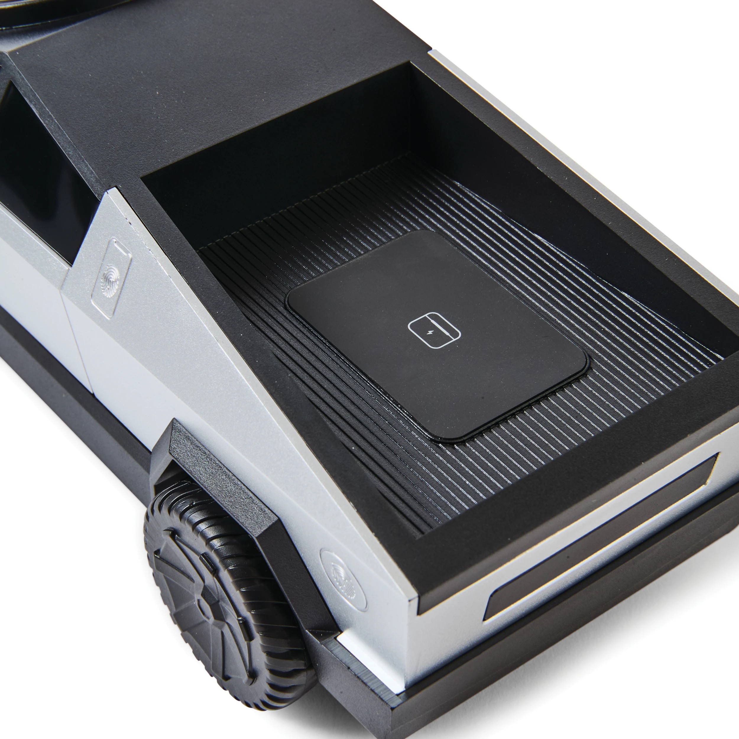 8 Car Shaped 3-in-1 Charger, 8 of 10