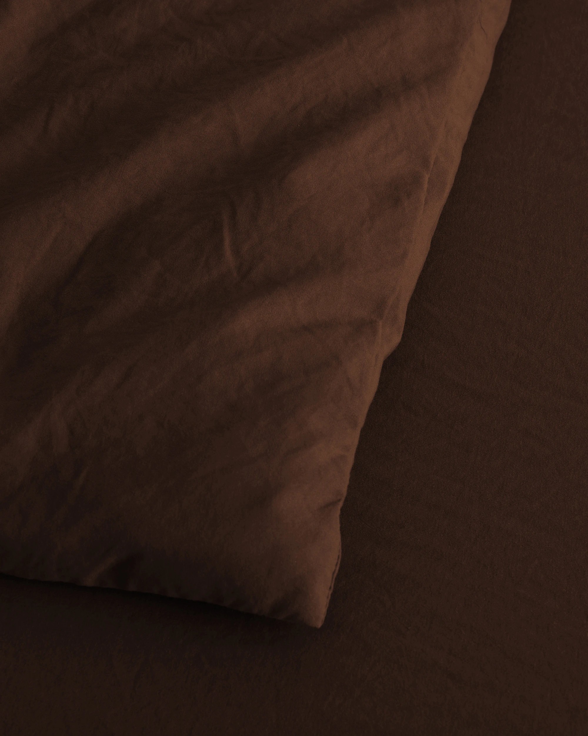 8 Dreamaker Superfine Washed Microfibre Quilt Cover Set - Super King Bed - Chocolate, 8 of 9