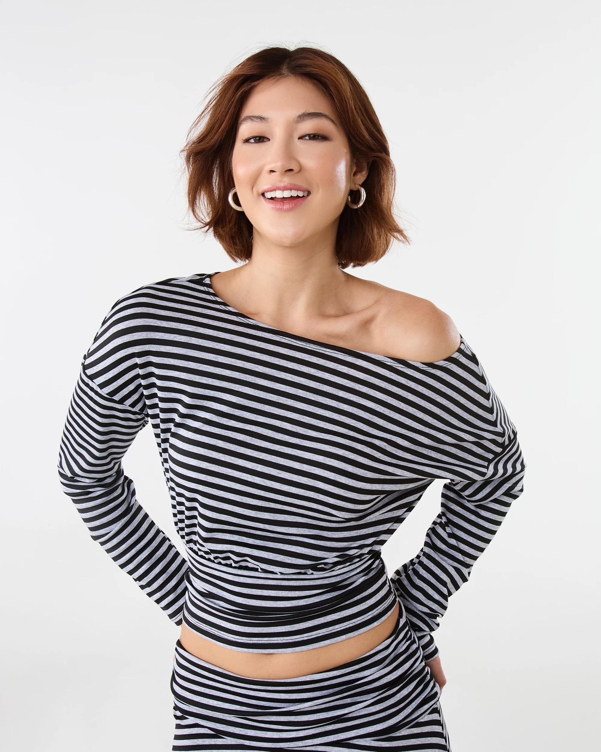 1 Long Sleeve Off the Shoulder Top Stripe, 1 of 7