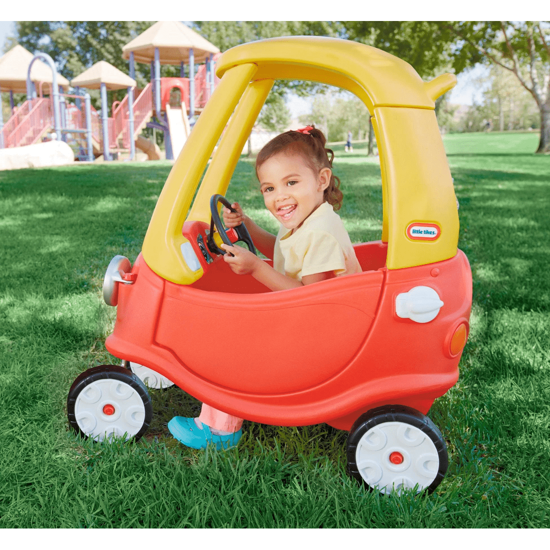 9 Little Tikes Cozy Coupe - Red, 9 of 10