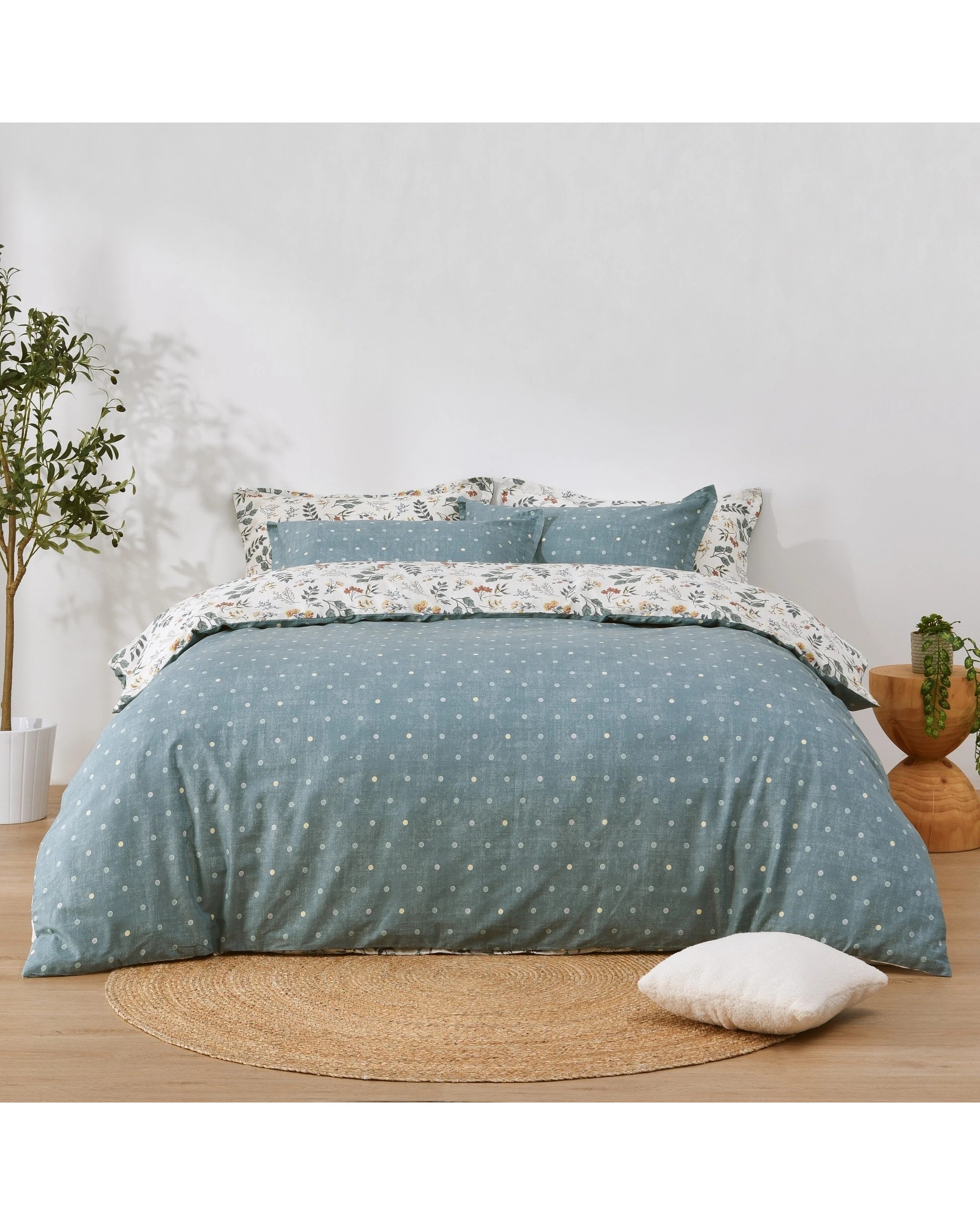 7 Dreamaker Vermont 100% Cotton Reversible Quilt Cover Set - Double Bed - Floral Teal, 7 of 7