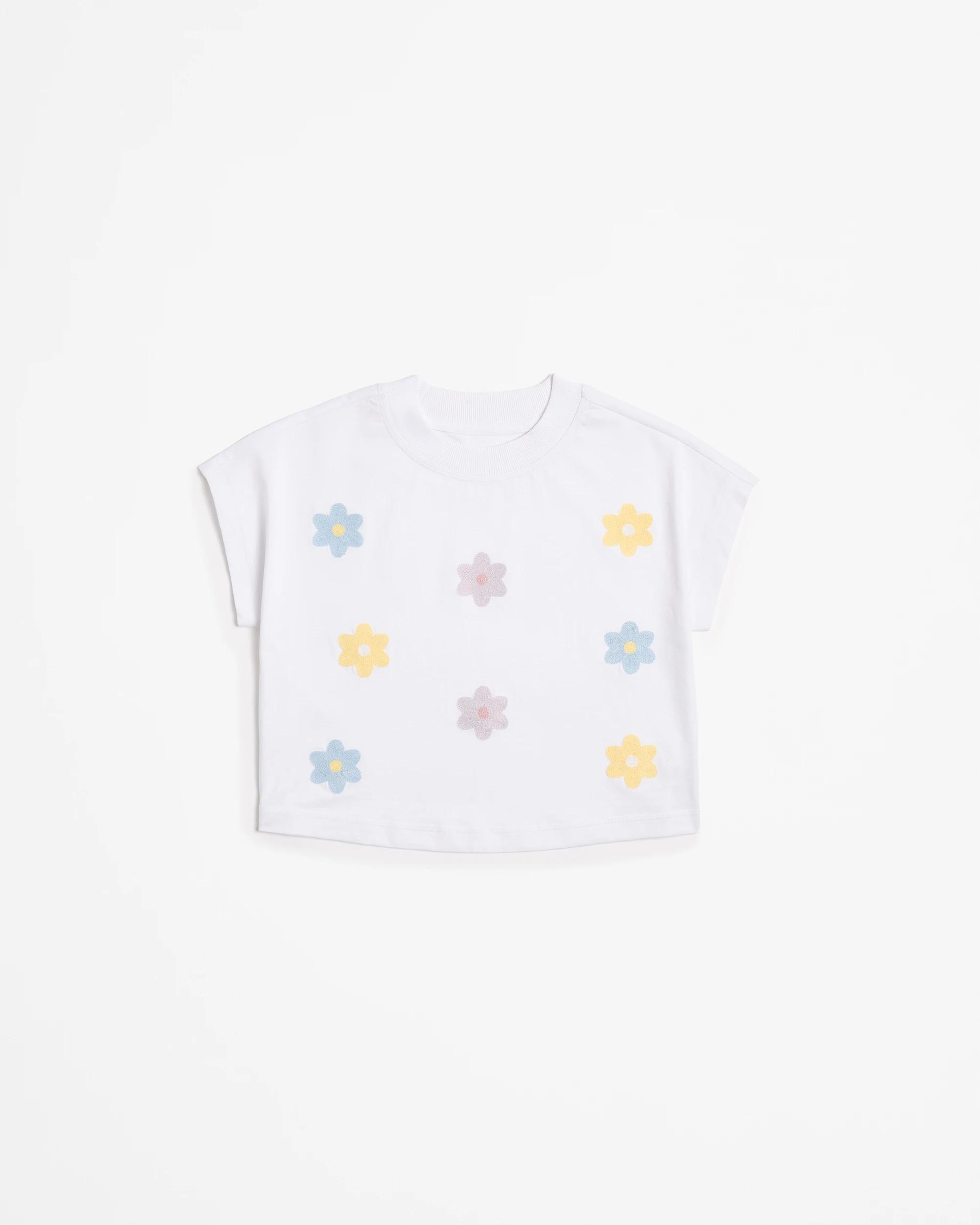 4 Target Australian Cotton Extended Shoulder Applique T-shirt WHITE FLOWER, 4 of 5