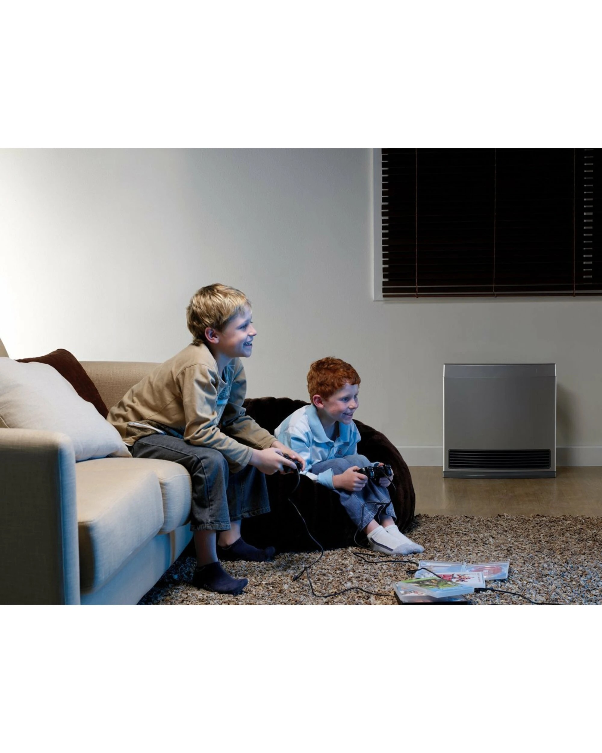 3 Rinnai Enduro Unflued Natural Gas Convector Heater, 3 of 5