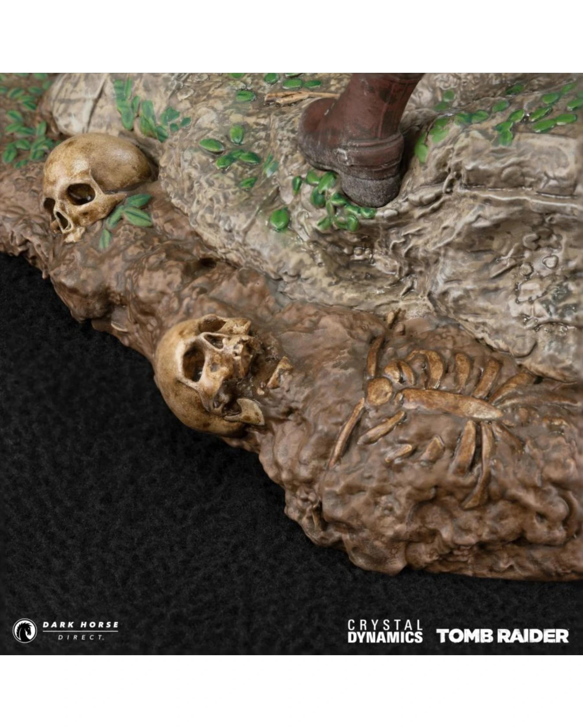 9 Tomb Raider Lara Croft Survivor Era Statue, 9 of 9