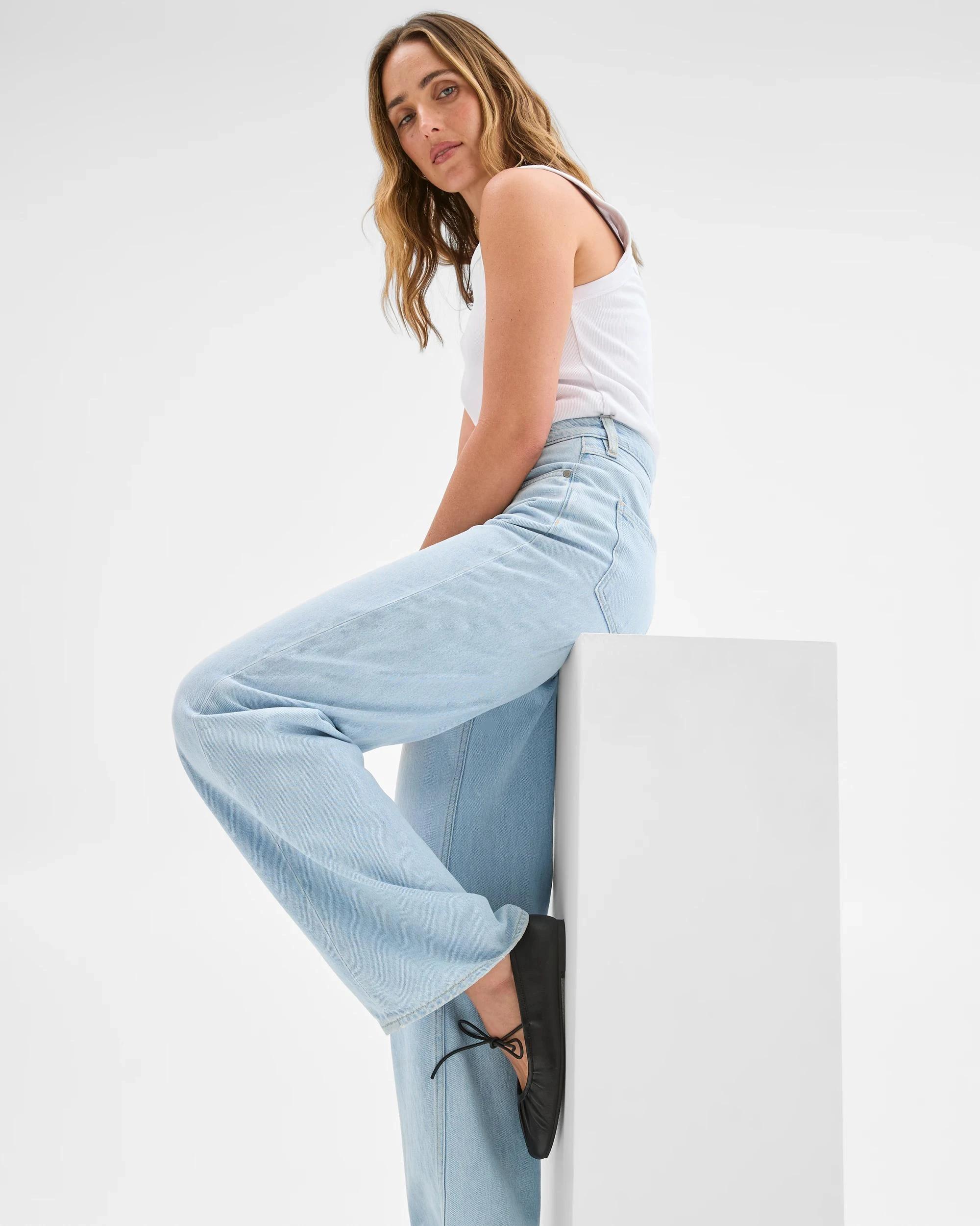 1 Target Denim Imogen Mid Rise Wide Leg Jeans SUNBLEACHED, 1 of 5