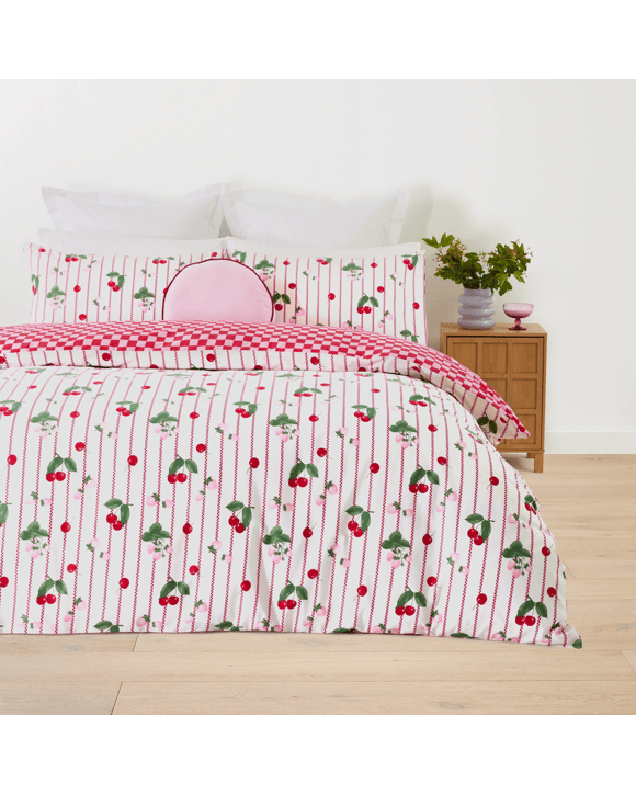Berries Cotton Rich Reversible Quilt Cover Set QB