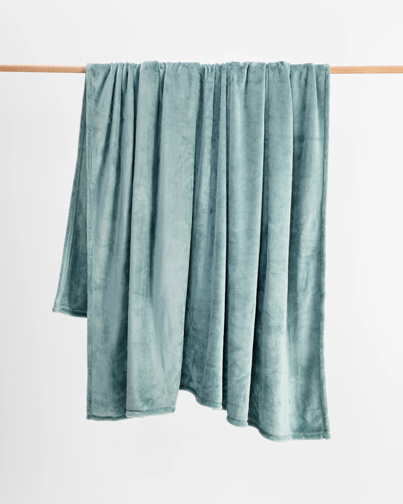 3 Target Lloyd Super Soft Blanket - Double Bed - Green, 3 of 3