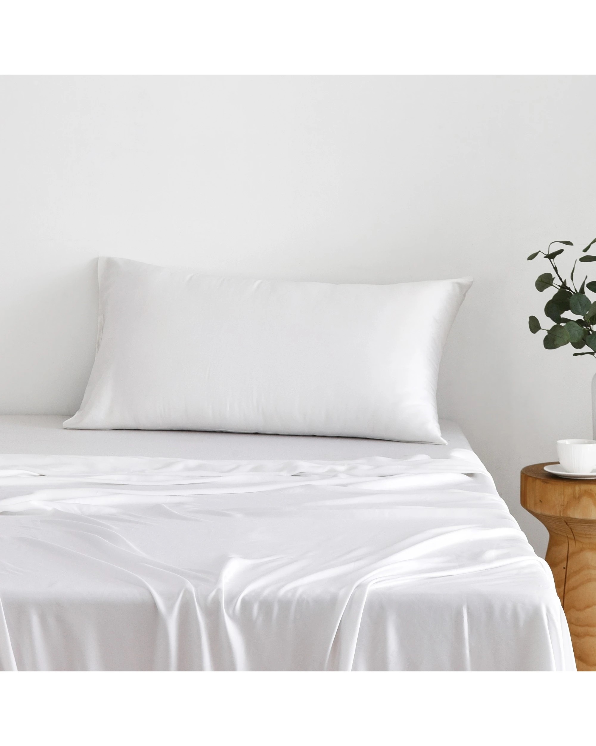 1 Natural Home Luxe Mulberry Silk Pillowcase 25 Momme King Pillowcase 48x90cm - White, 1 of 5