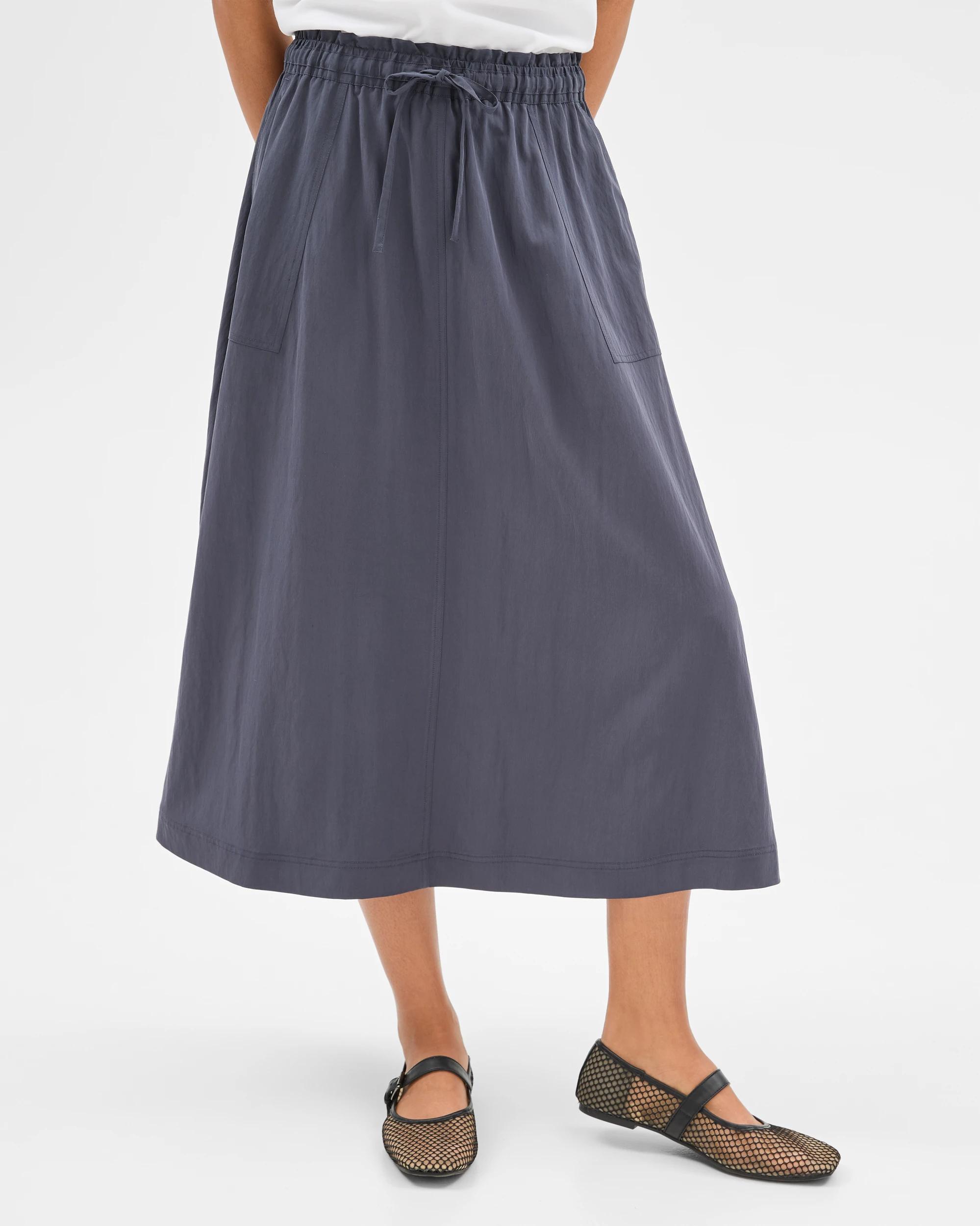 2 Target Pull On Midi Skirt GRAPHITE, 2 of 5