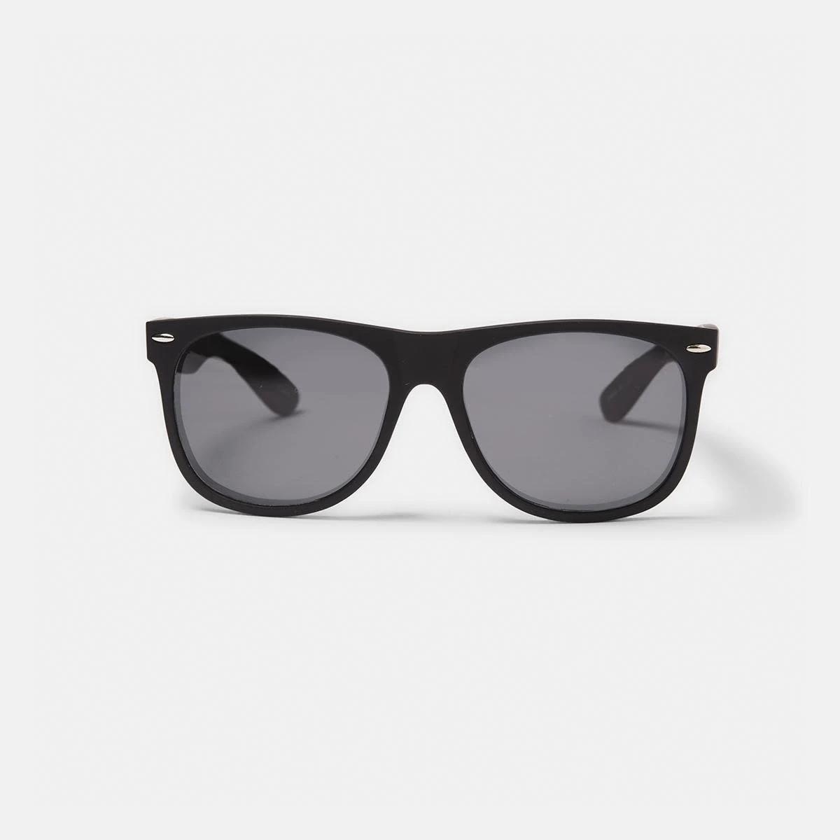 2 Polarised D Frame Sunglasses BLACK, 2 of 6