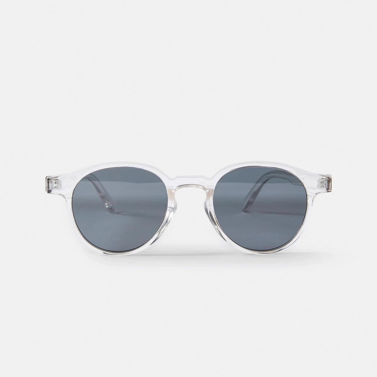 2 Clear Frame Sunglasses Clear, 2 of 6