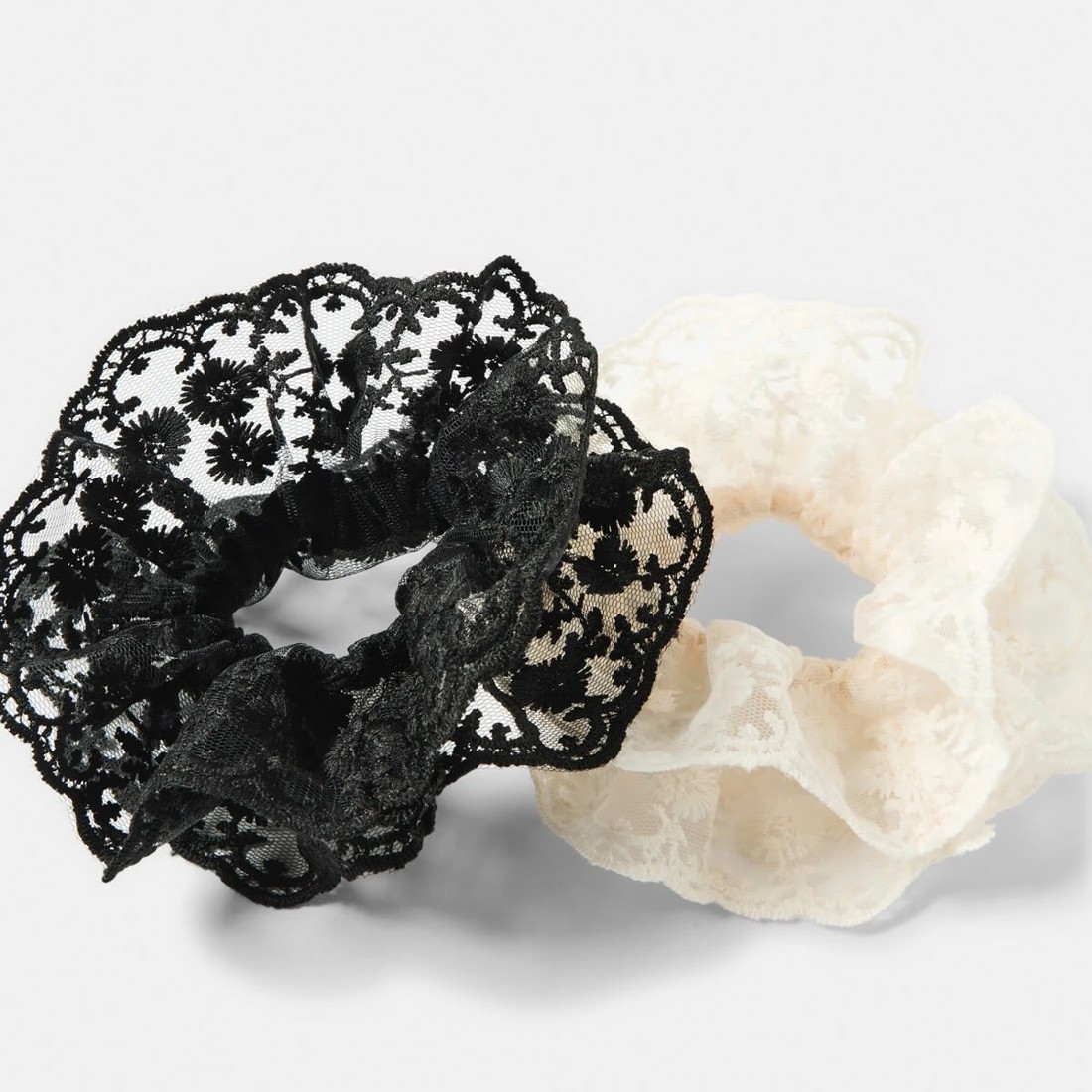 2 2 Pack Frill Lace Hair Scrunchies - White and Black, 2 of 4