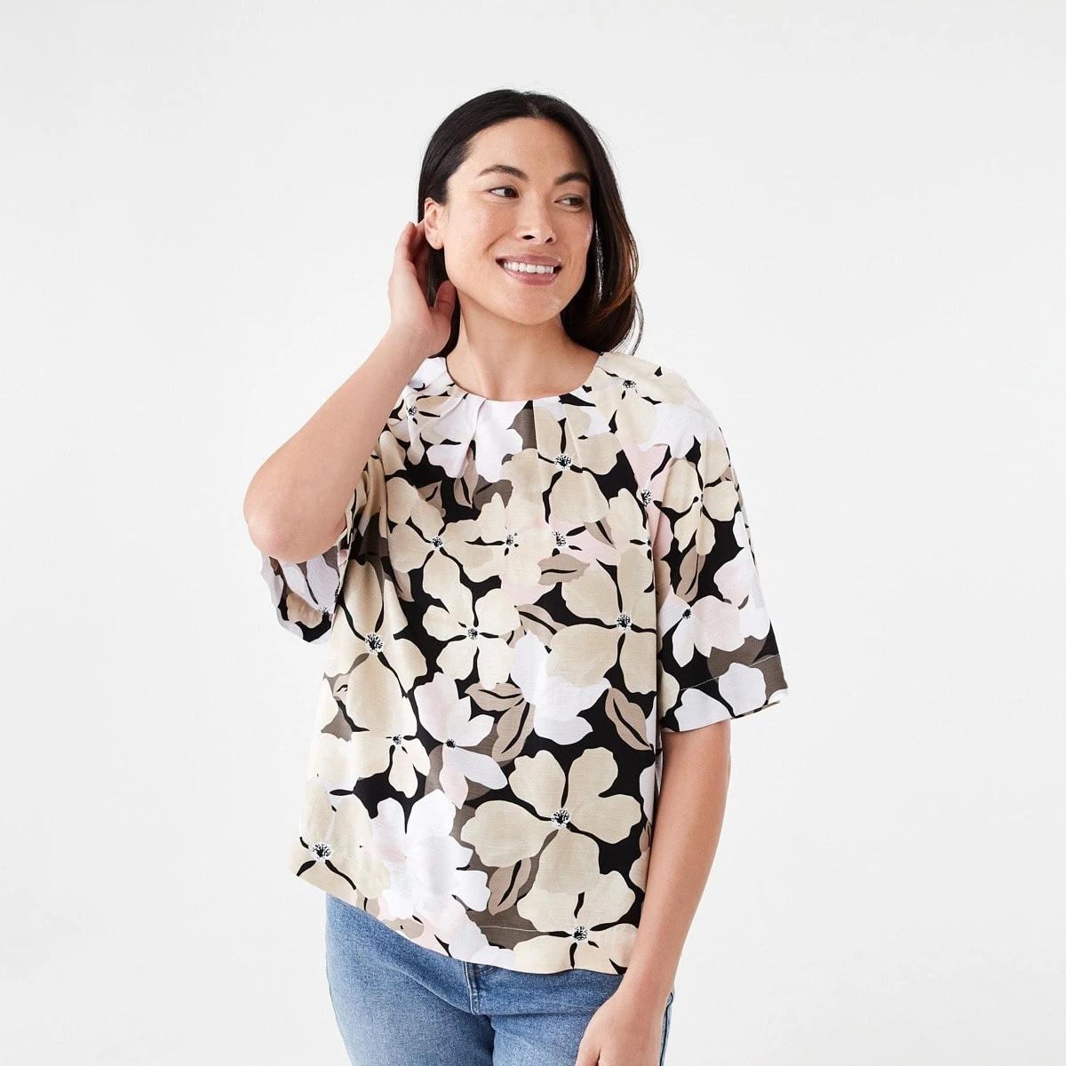 1 Short Sleeve Tuck Top SOFT FLORAL EUCALYPTUS GREEN, 1 of 6