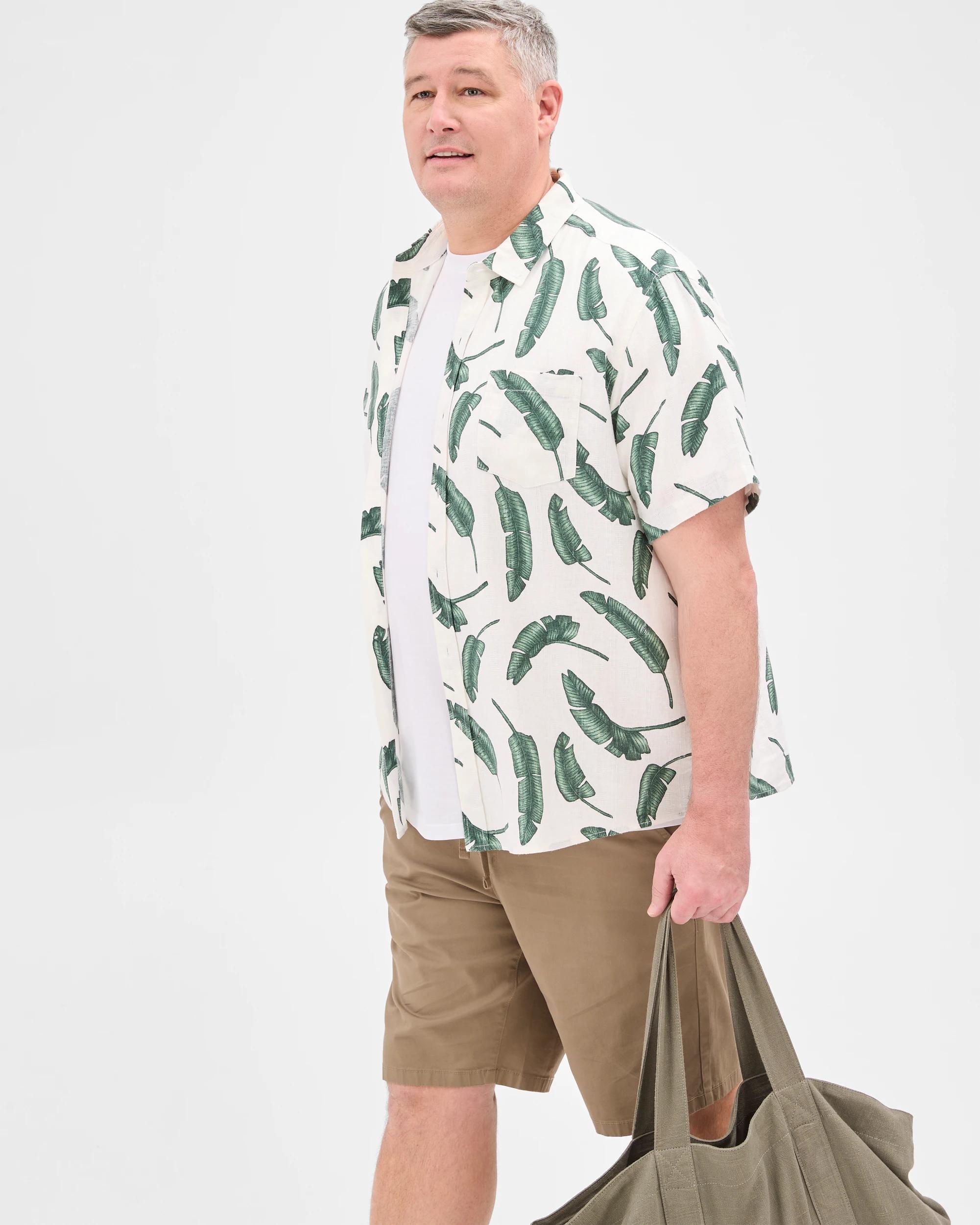 4 Target Plus Size Leaf Print Shirt WHITE, 4 of 5