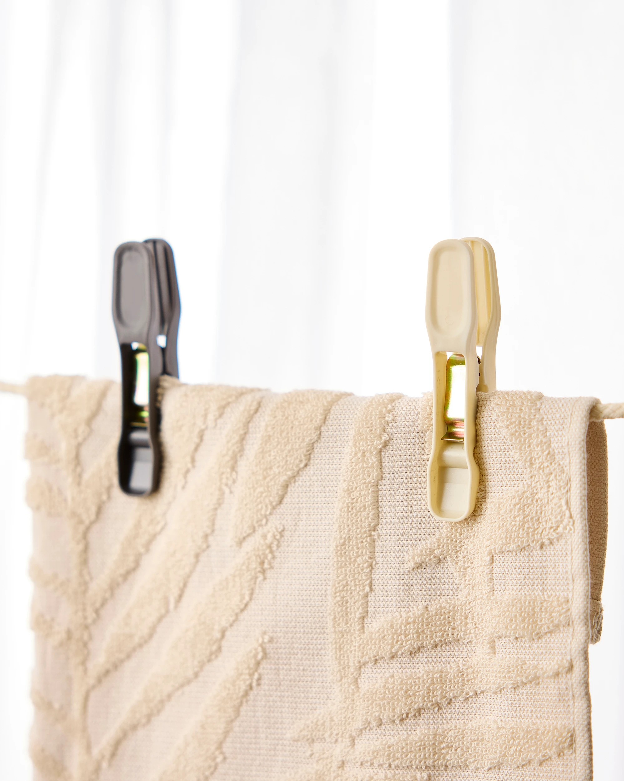 9 32 Pack Large Extra Pegs, 9 of 10