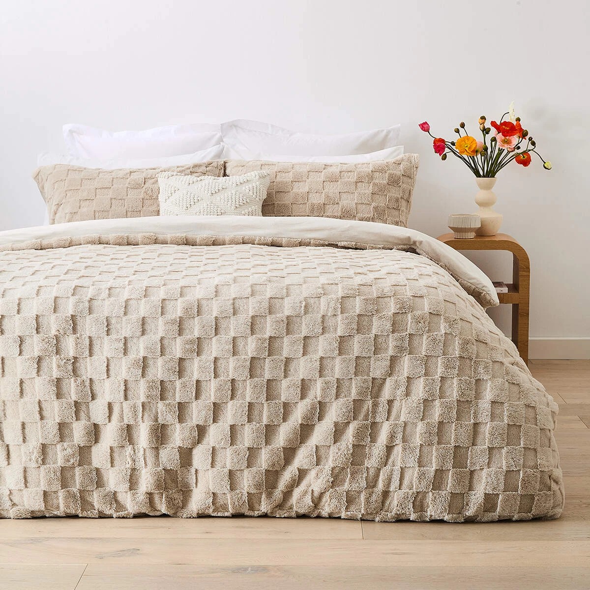 1 Check Quilt Cover Set - Queen Bed, Beige, 1 of 6
