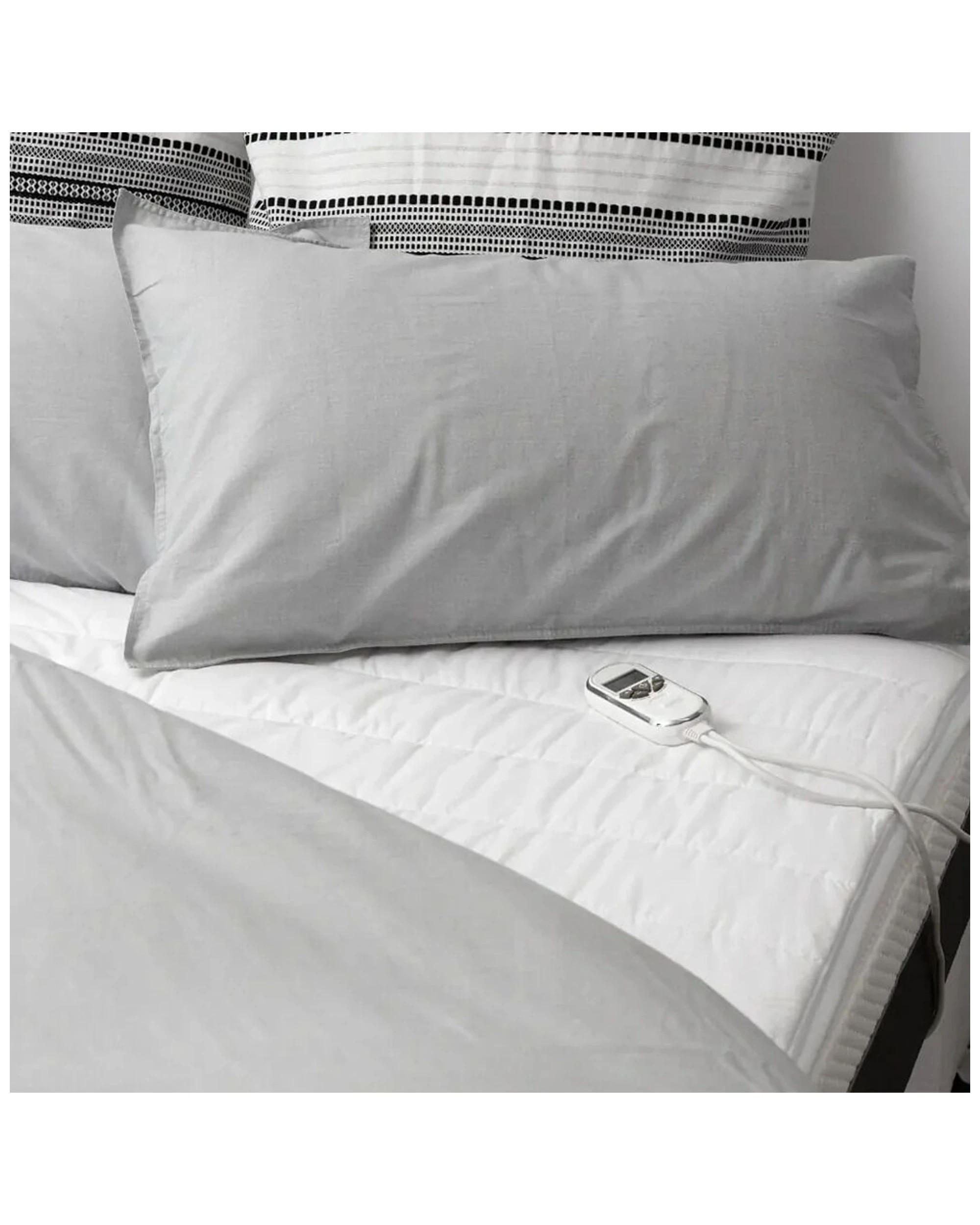 1 Tontine Queen Luxuriously Warm 2in1 Heated Topper Electric Blanket - White, 1 of 4