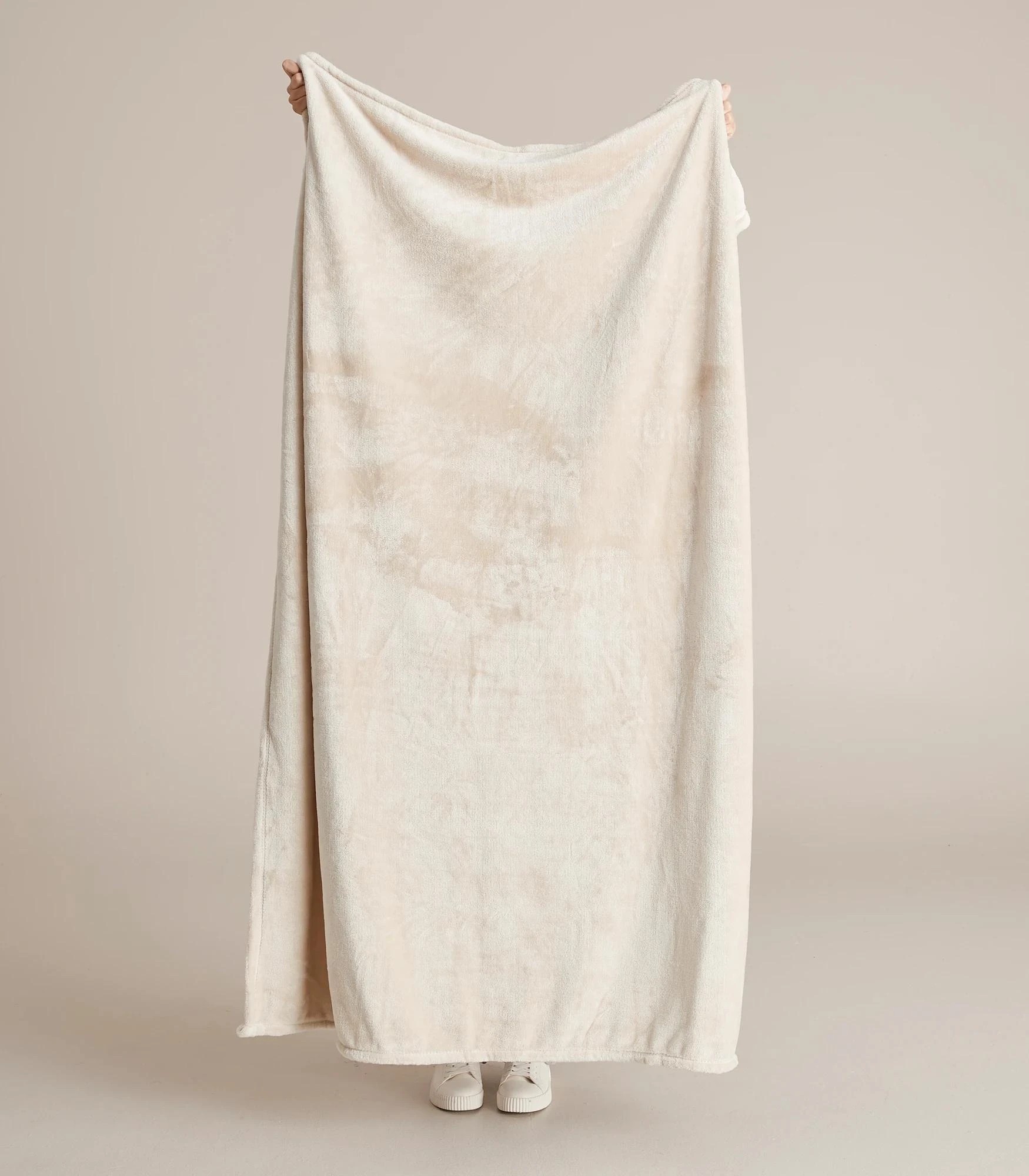 3 Target Super Soft Throw - Queen Bed - Natural, 3 of 8