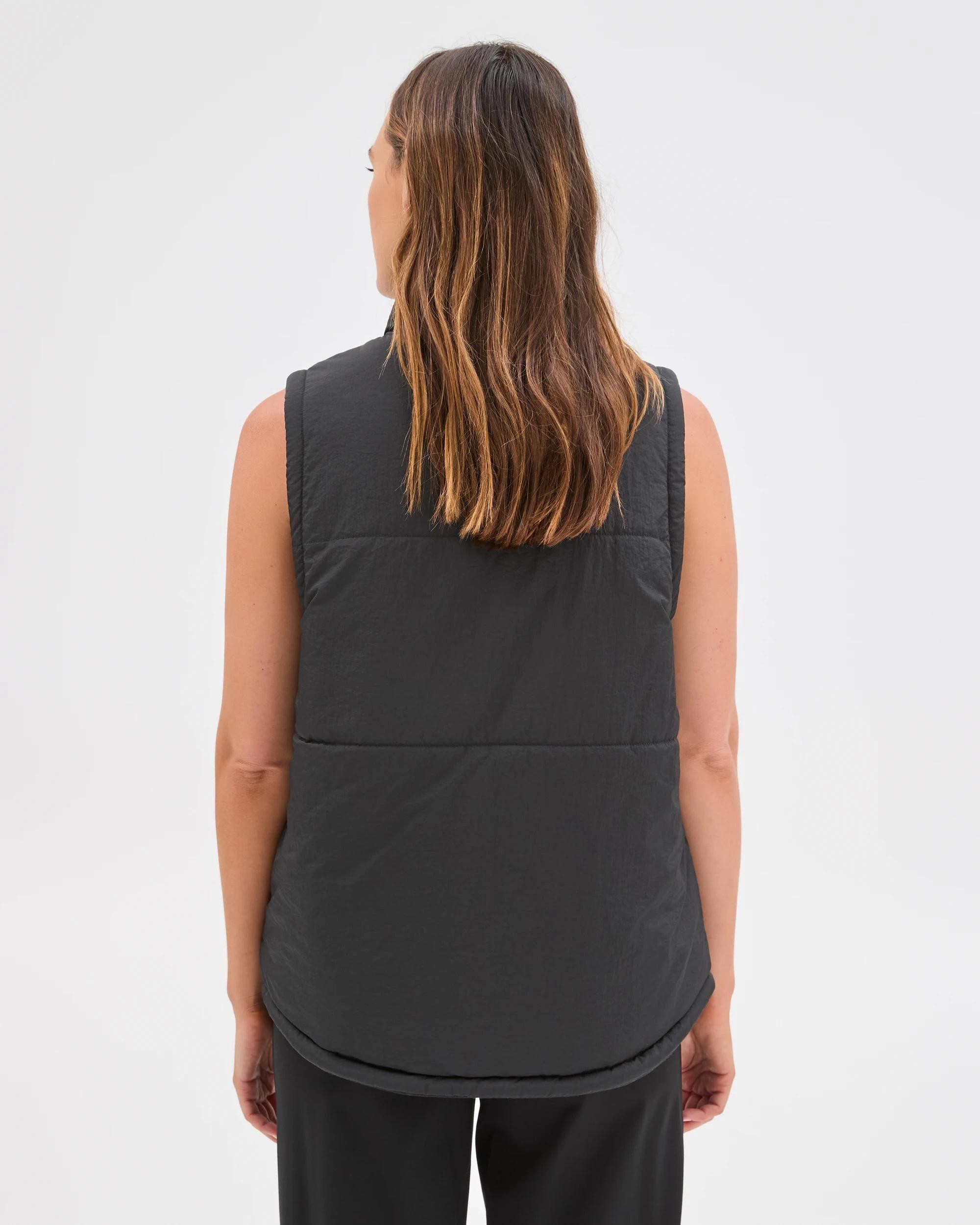 6 Target Woman Reversible Puffer Vest BLACK, 6 of 8