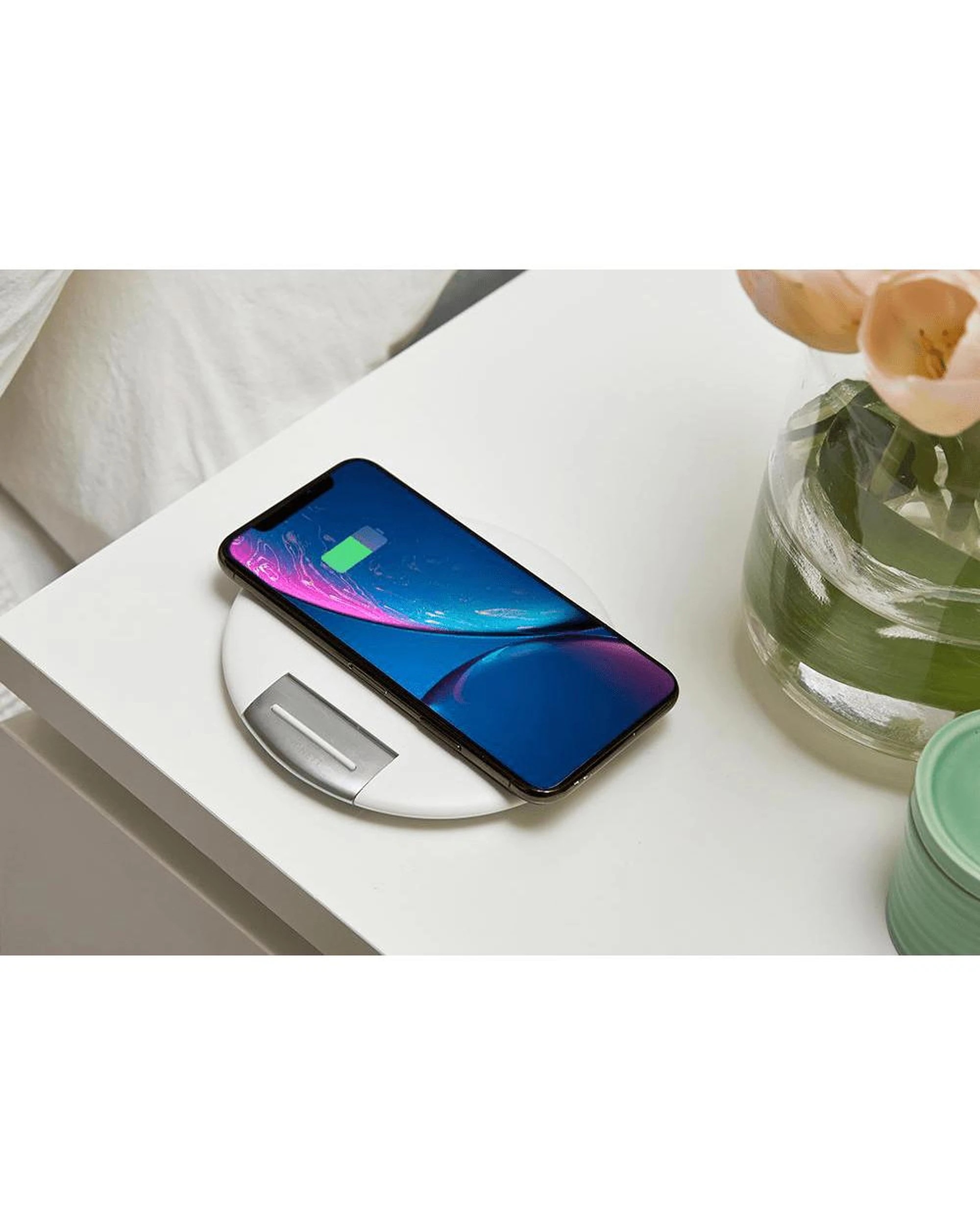 3 Cygnett CY2646WIRDE White Wireless Desk Charger - White, 3 of 10