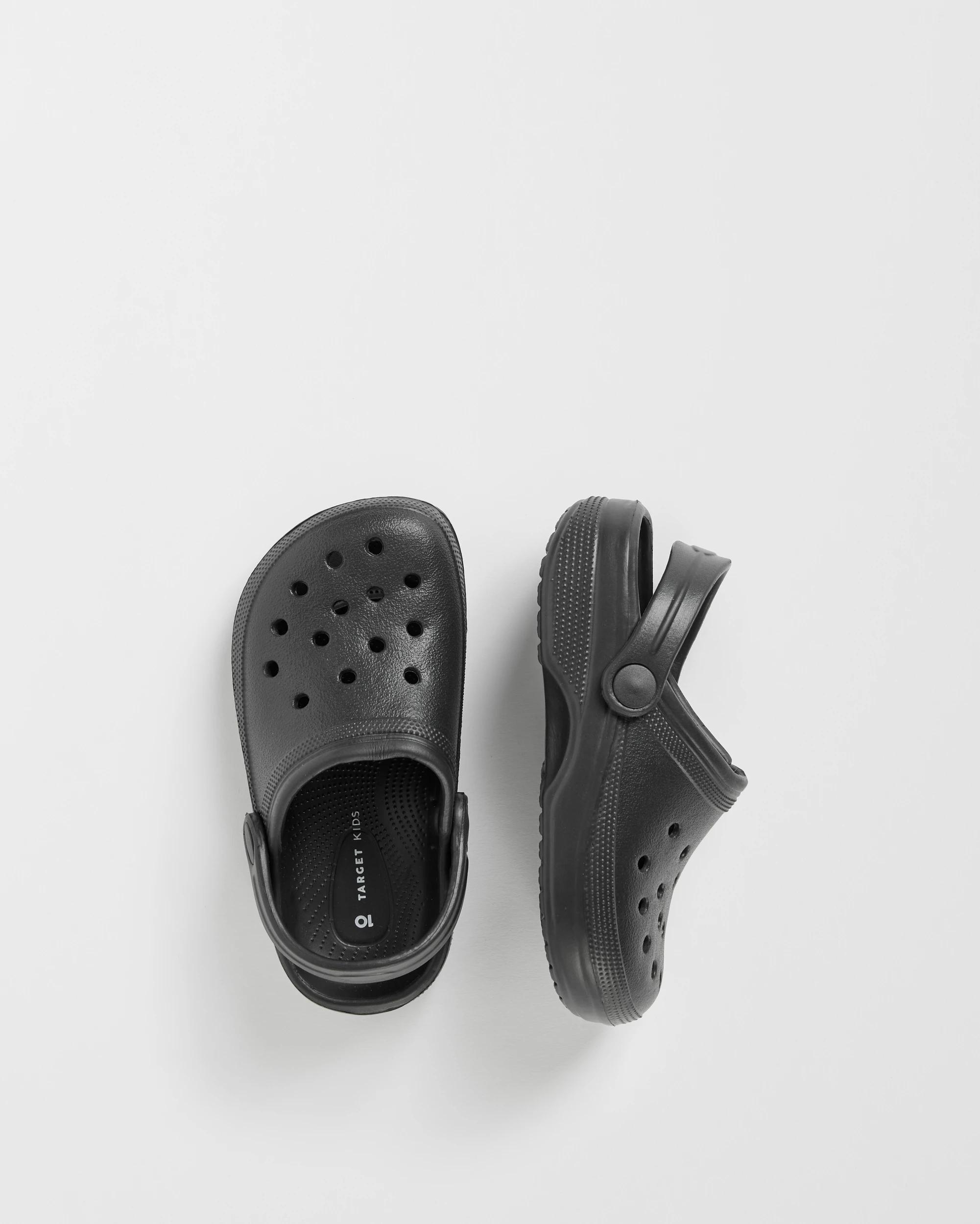 3 Target Kids Junior/Senior Clogs BLACK, 3 of 3