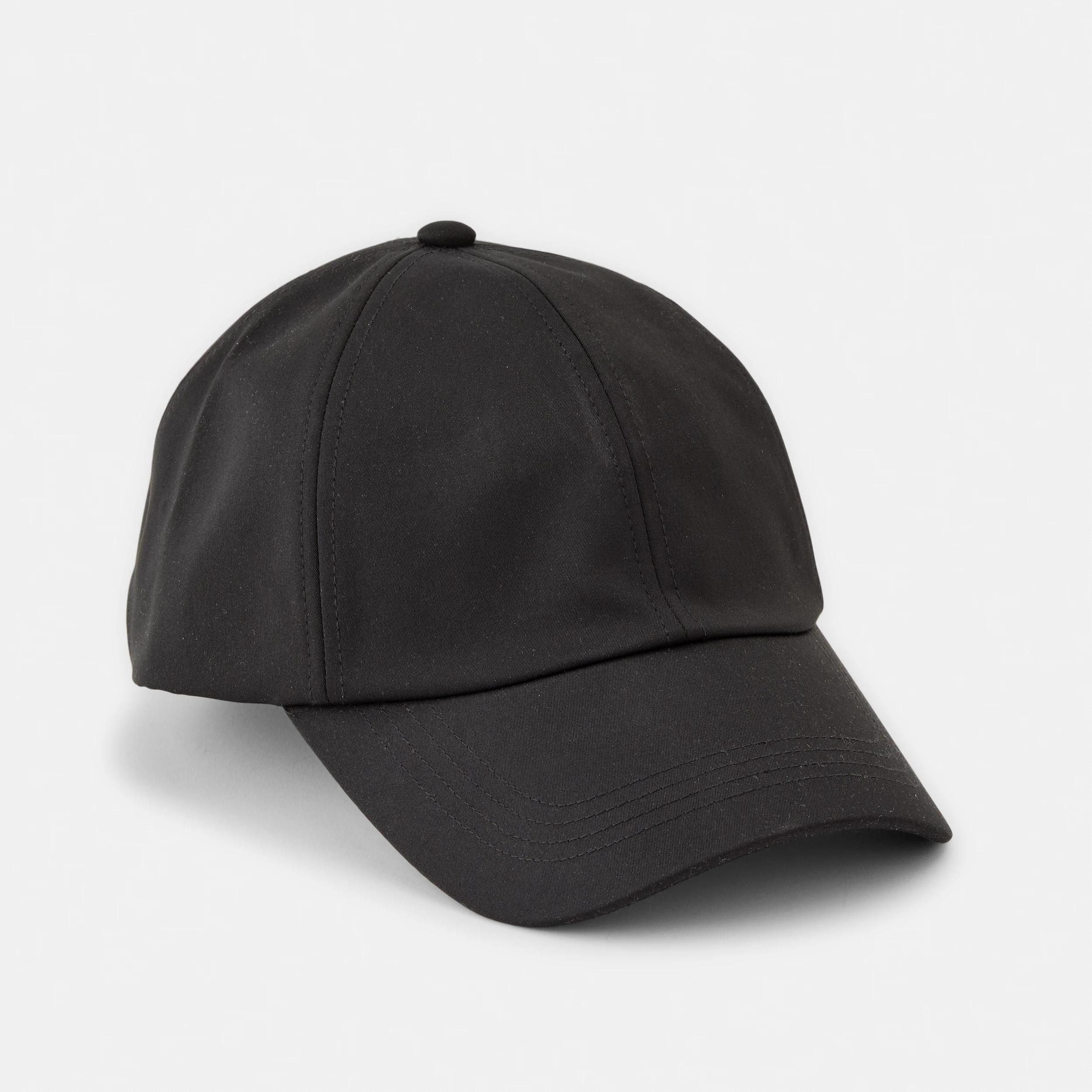 1 Water Resistant Cap BLACK, 1 of 3