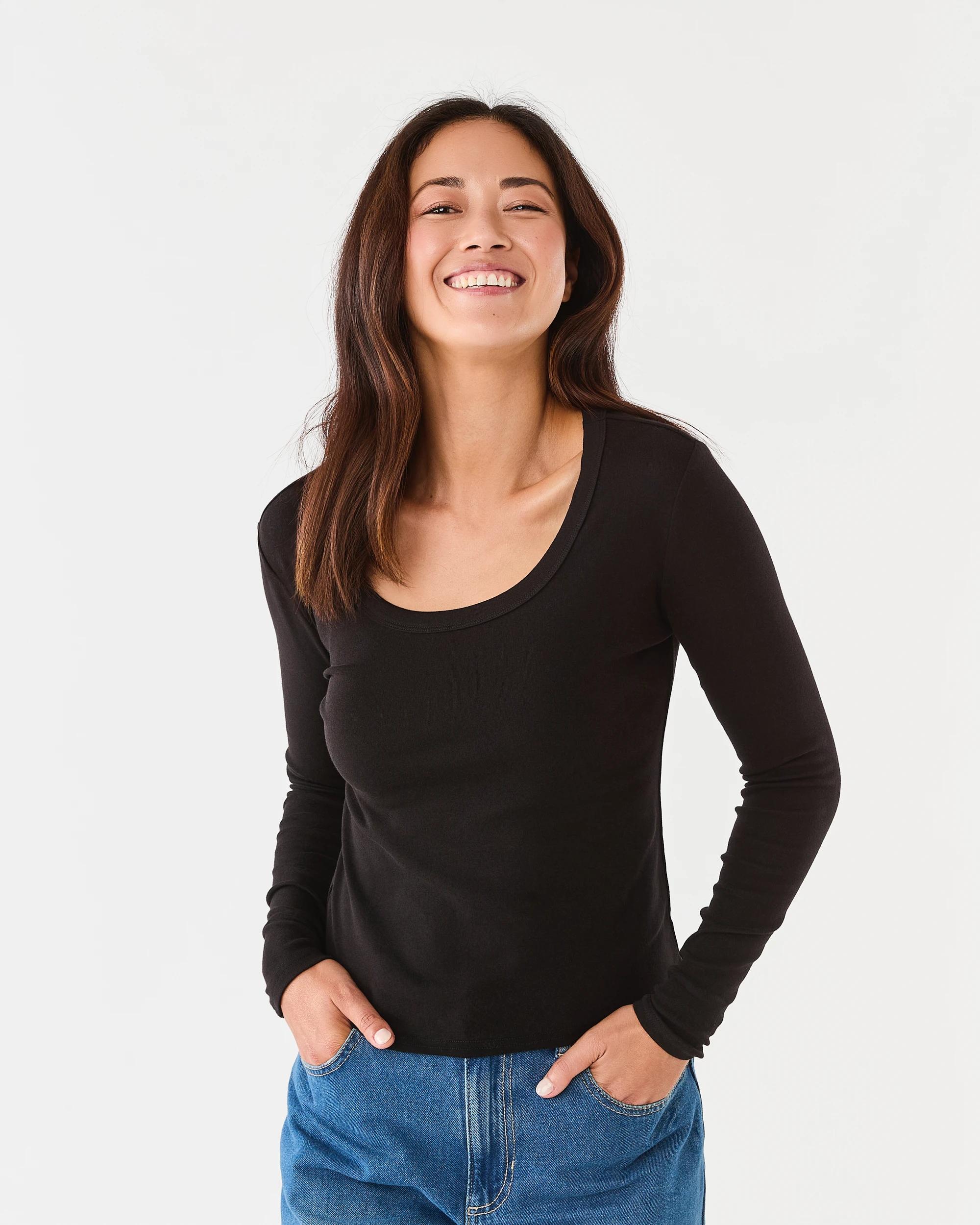 1 Long Sleeve Rib Scoop Neck T-shirt Black, 1 of 5