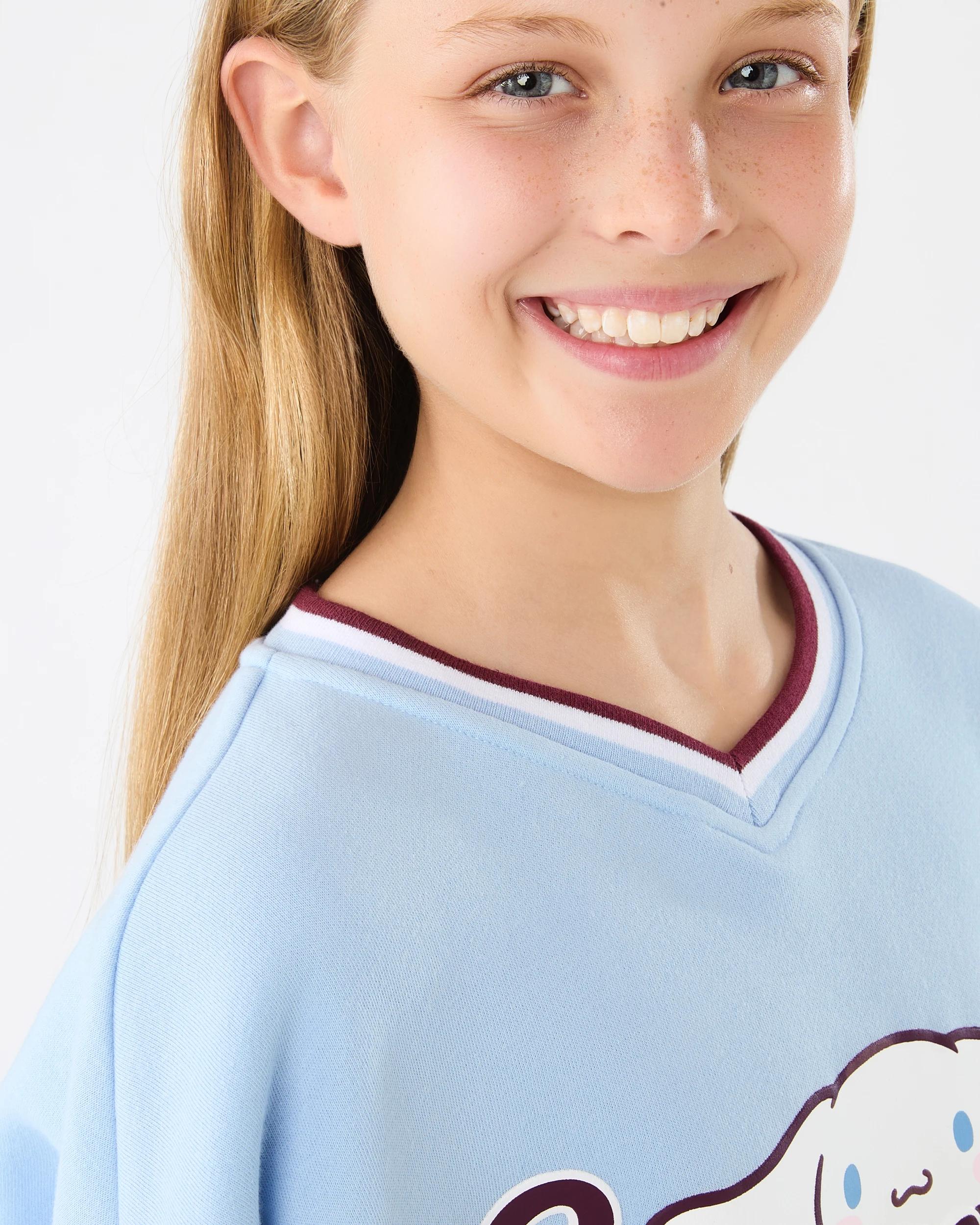 5 Cinnamoroll License Oversized V-Neck Sweatshirt Cinnamorol, 5 of 7