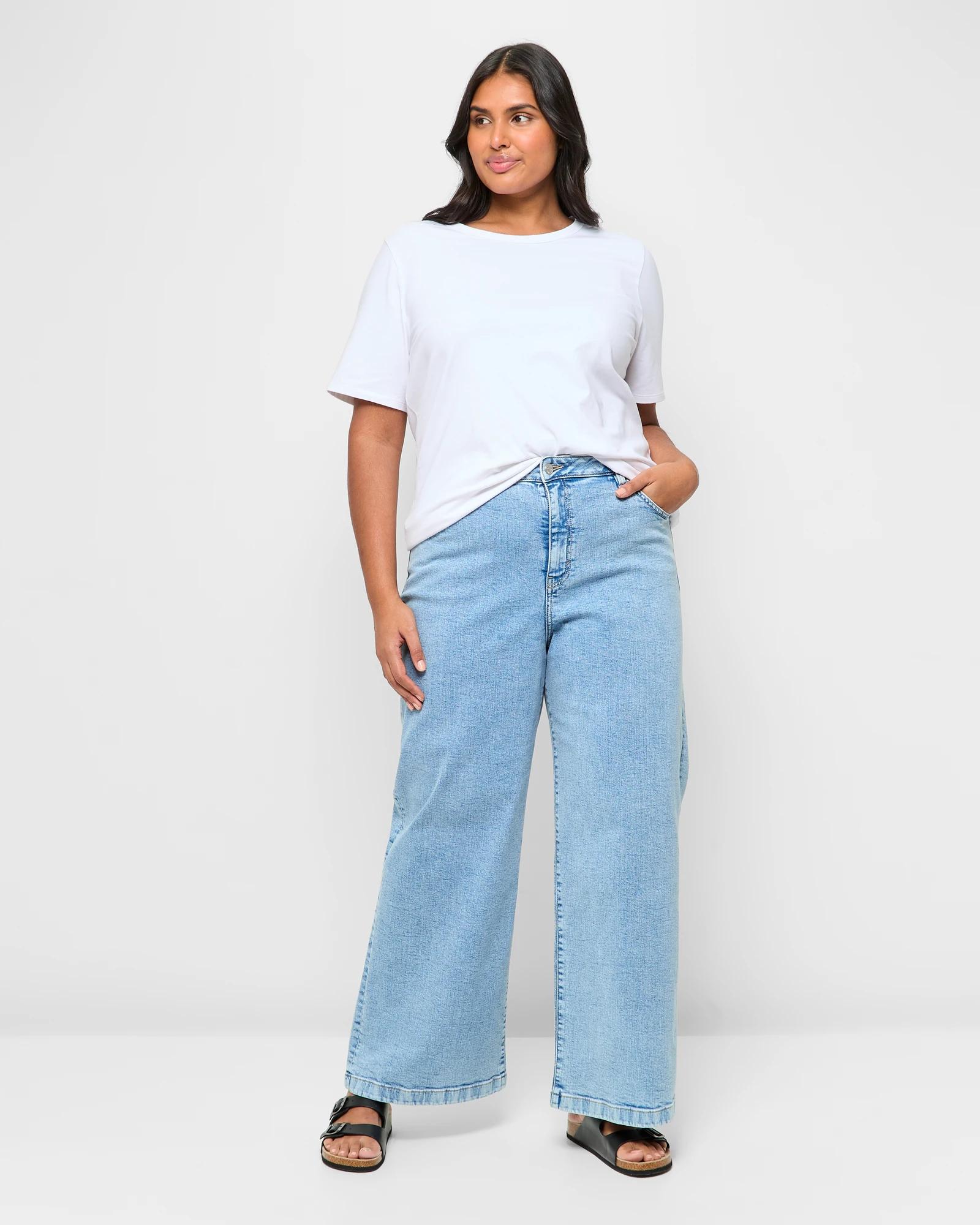 1 Target Plus Size Full Length Wide Leg Denim Jeans CLASSIC BLEACH, 1 of 5