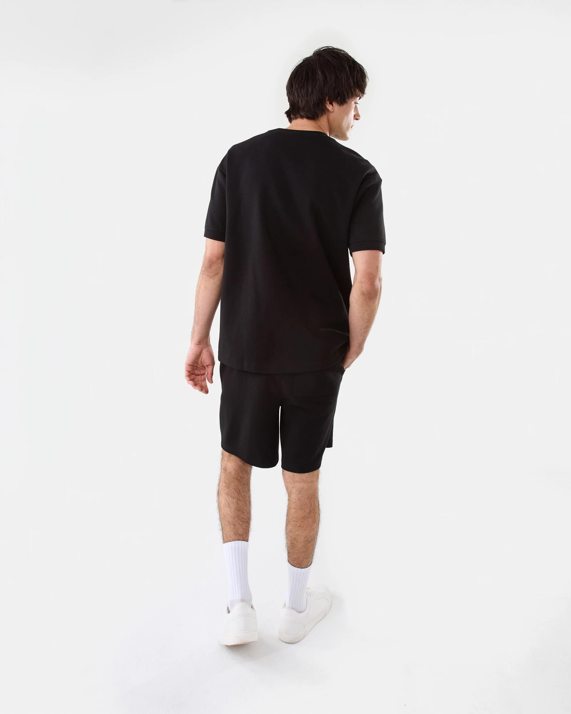 4 Oversized Interlock T-shirt Black, 4 of 6