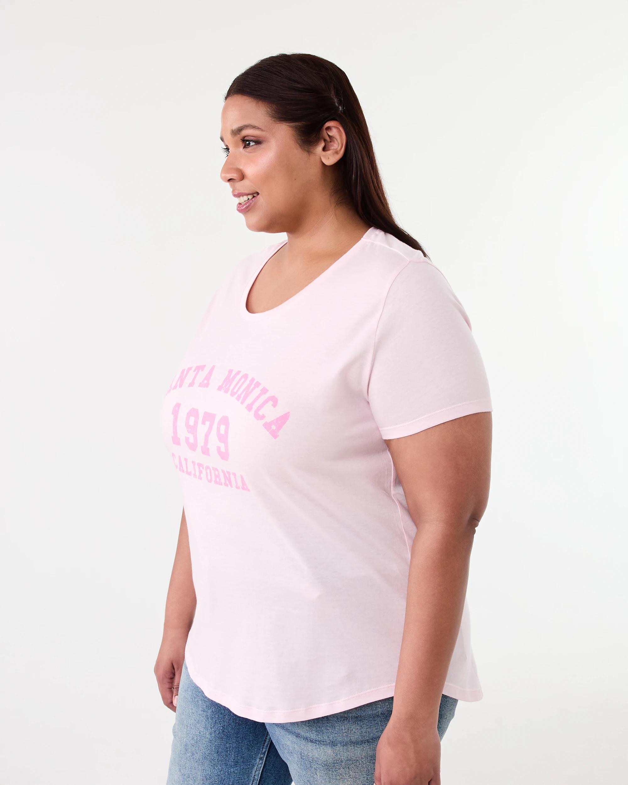 2 Curve Short Sleeve Basic Print T-shirt Santa Mon, 2 of 7