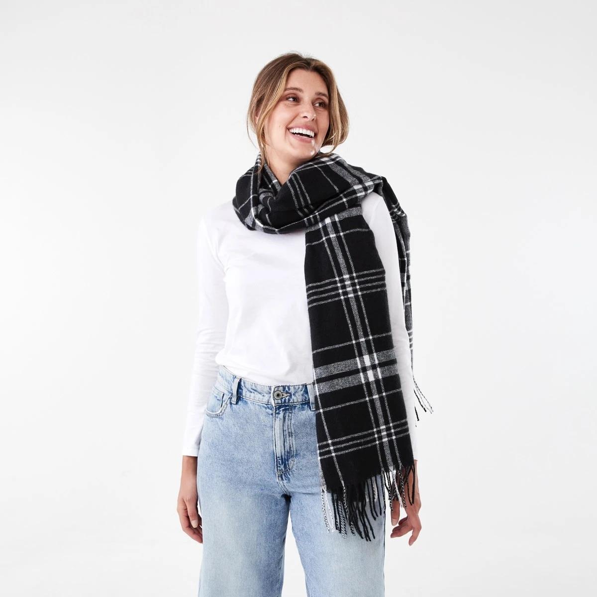 3 Plaid Check Scarf Blk Check, 3 of 3