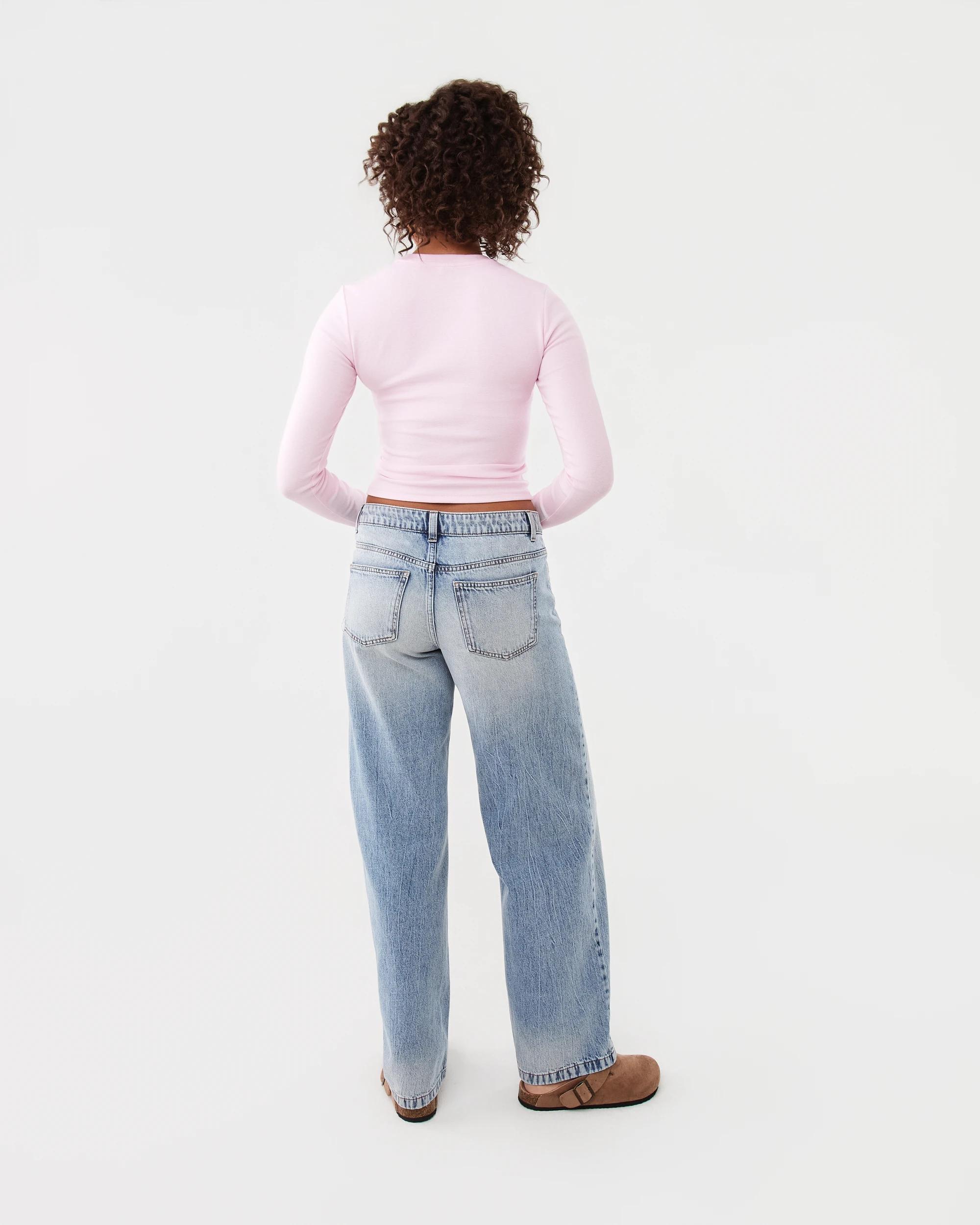 4 Low Rise Wide Leg Jeans Light Wash, 4 of 7