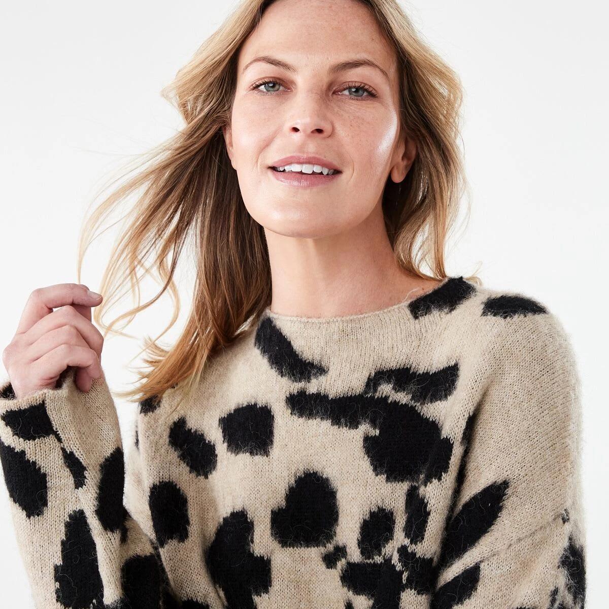 4 Fluffy Animal Jumper Leopard, 4 of 6