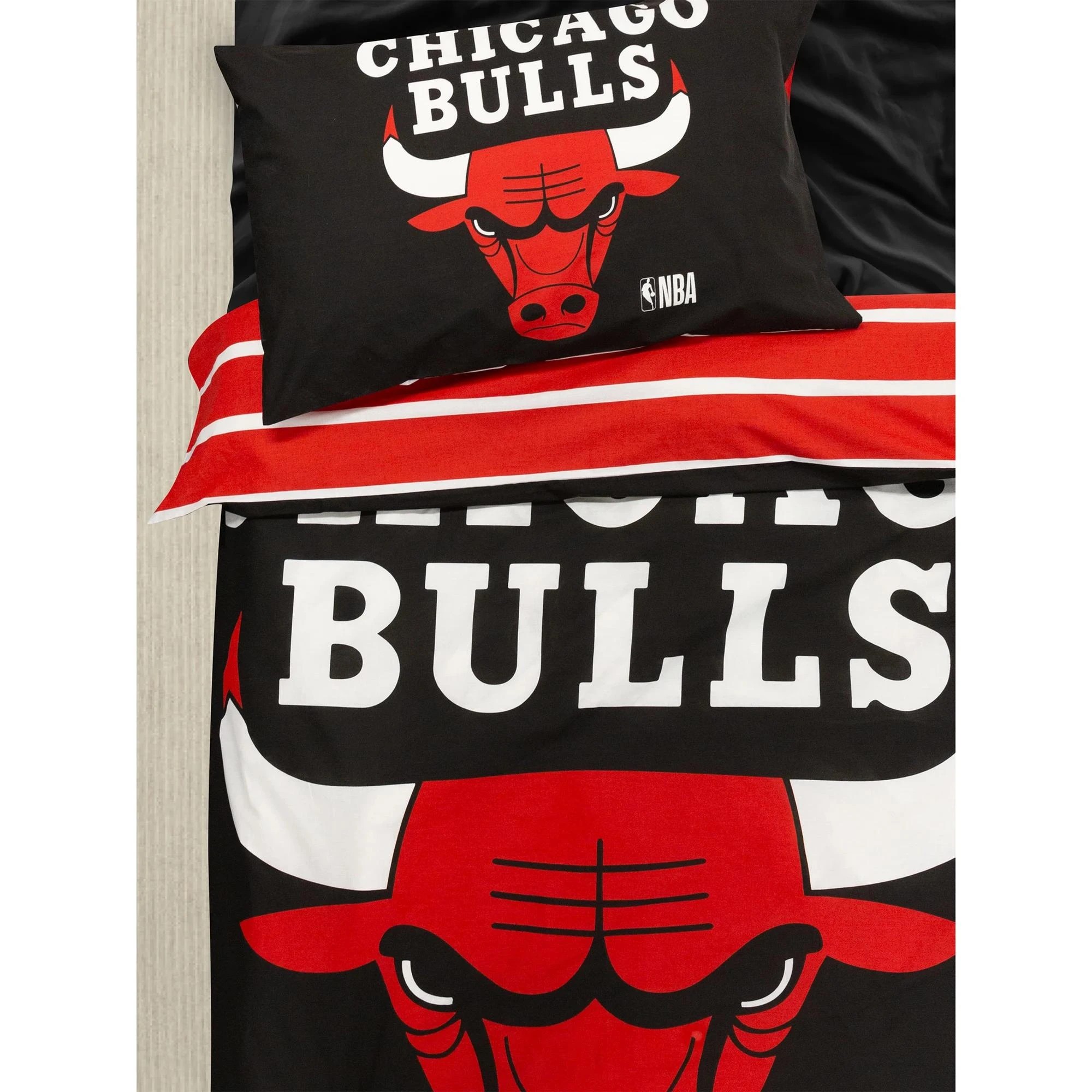 1 NBA Chicago Bulls Quilt Cover Set - Double Bed - Black, 1 of 1
