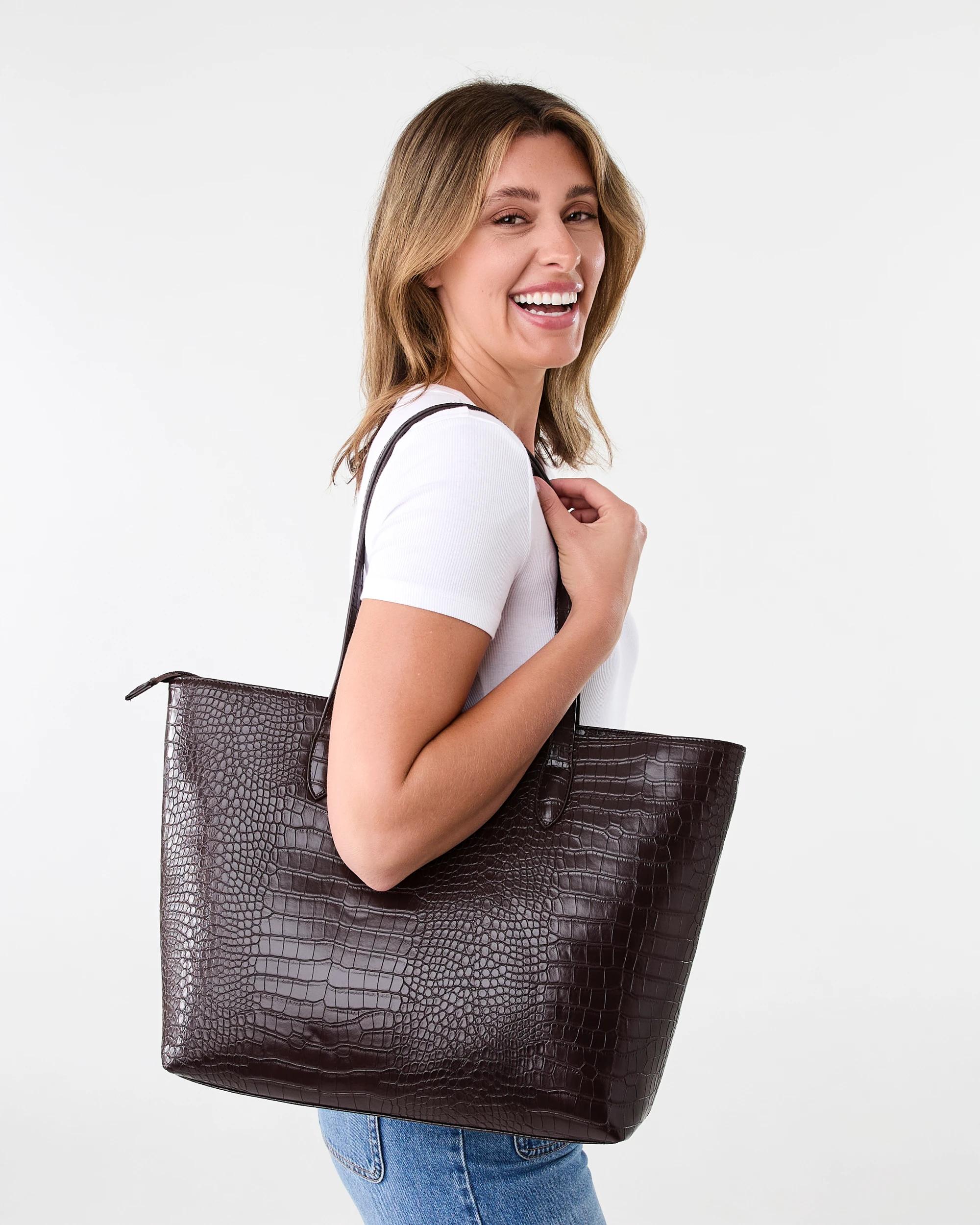8 Everyday Tote Bag Deep Fudge, 8 of 9