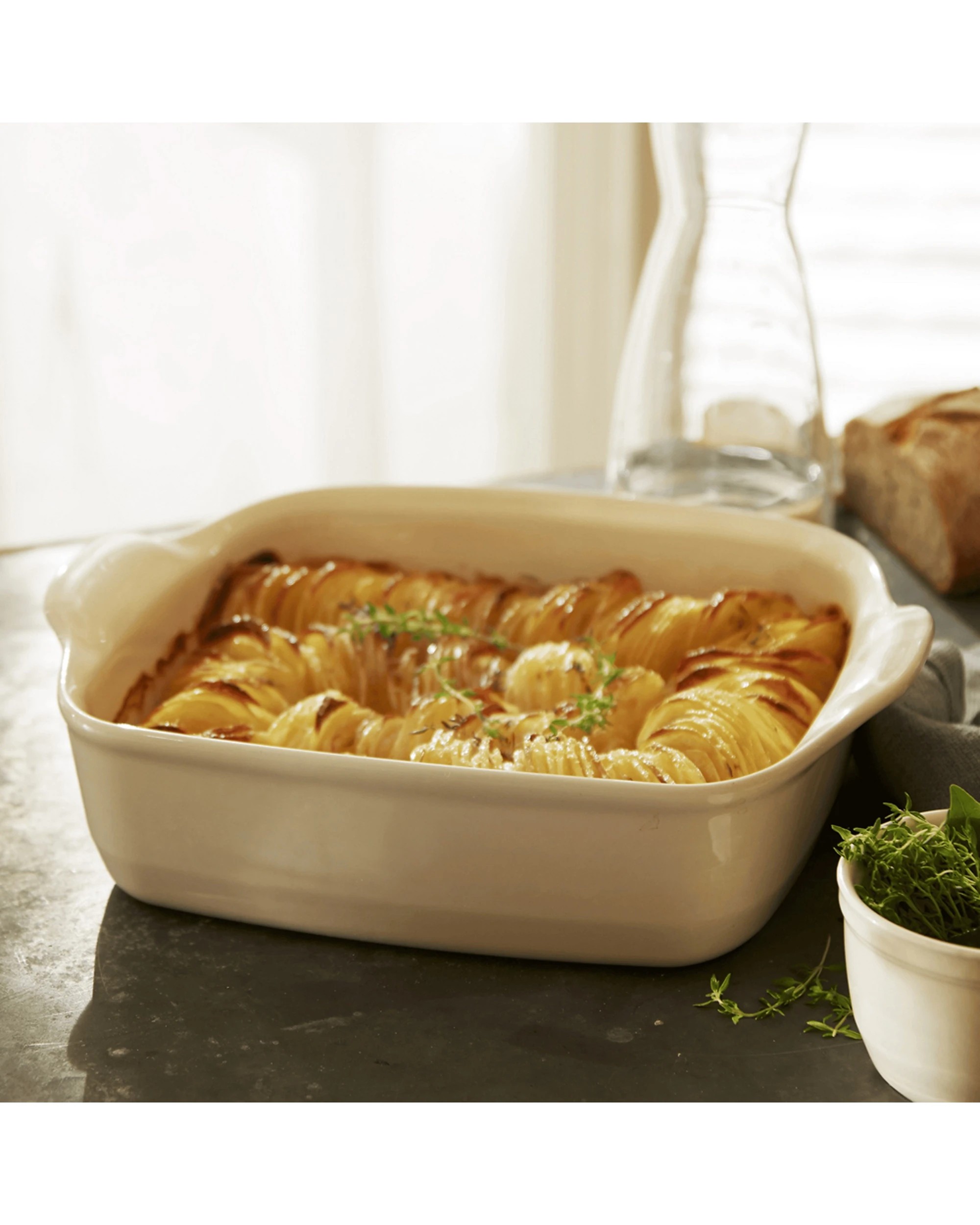 3 Emile Henry Ceramic Kitchen Baking Oven Dish Square 22cm Clay - White, 3 of 5