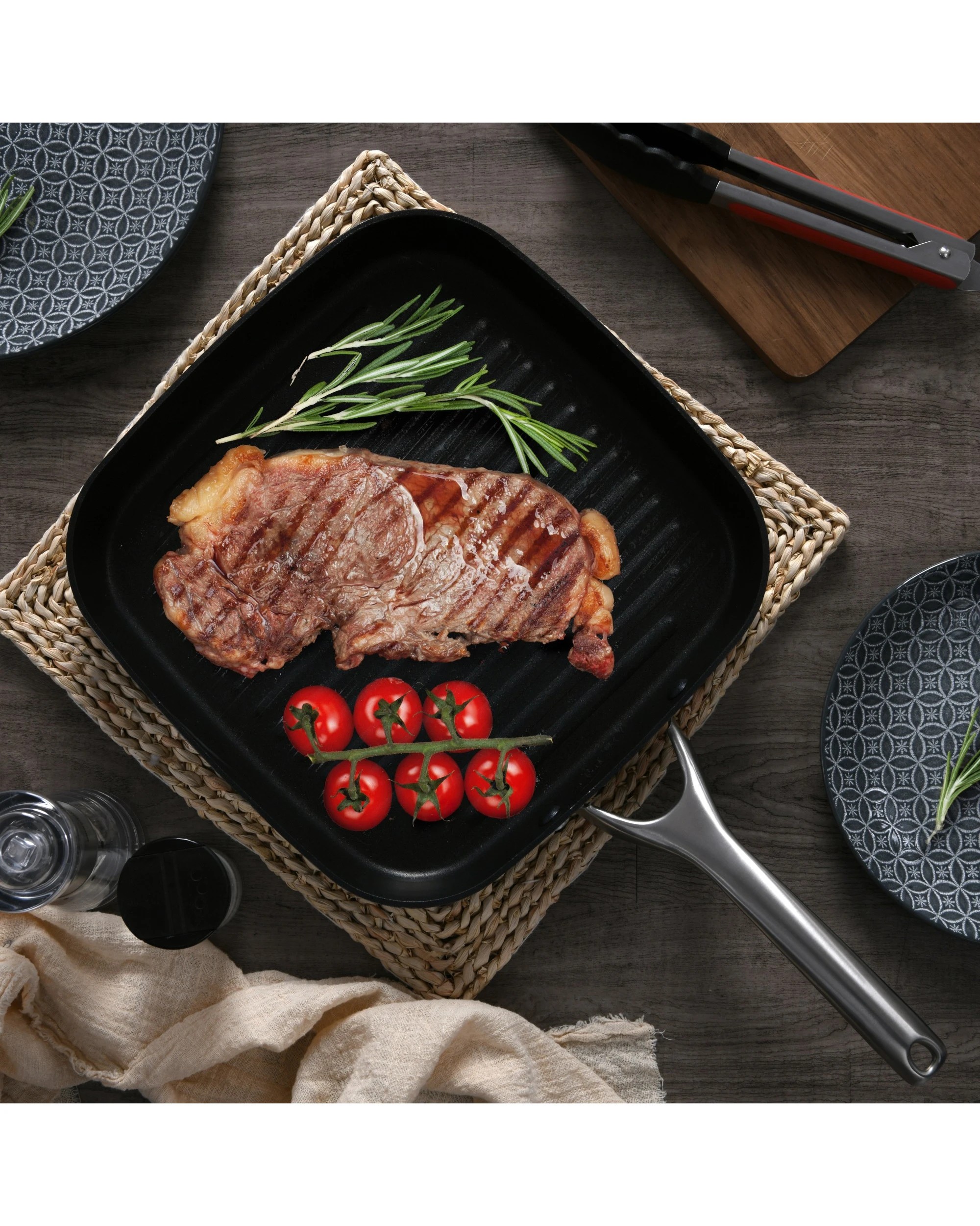 2 Gourmet Kitchen Meteore Non-Stick Square Grill Pan 28cm - Black and Silver, 2 of 7