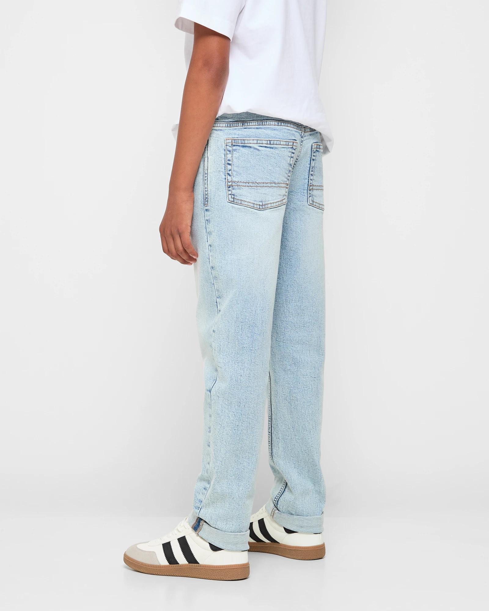 3 Target Denim Straight Denim Jeans LIGHT WASH, 3 of 5