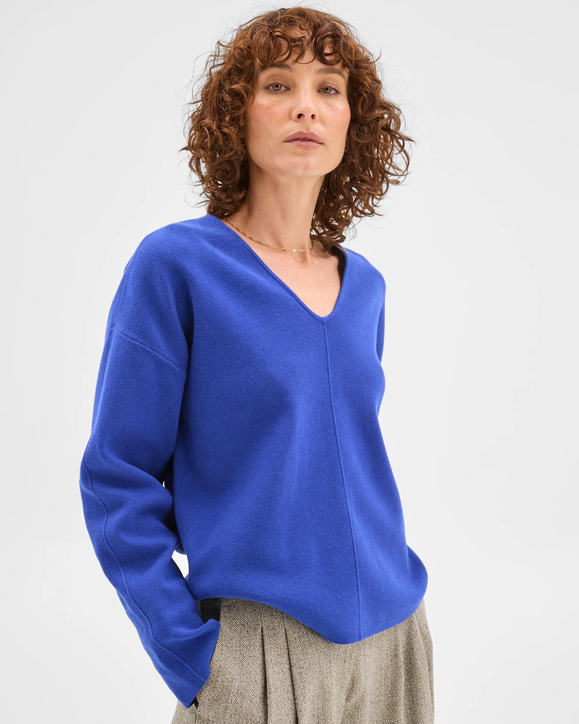 4 Preview Australian Cotton Blend Polished V-Neck Jumper COBALT BLUE, 4 of 6