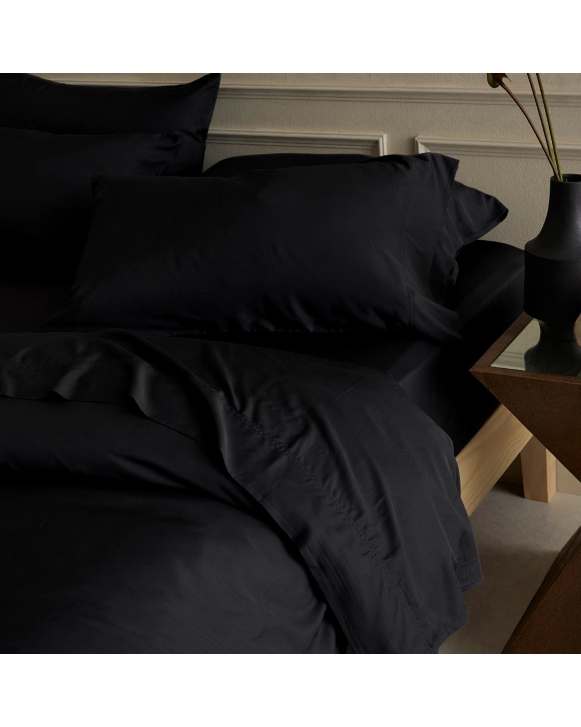 4 Bedding Co Organic Bamboo Quilt Cover Set 350TC Luxurious - Single Bed - Black, 4 of 4