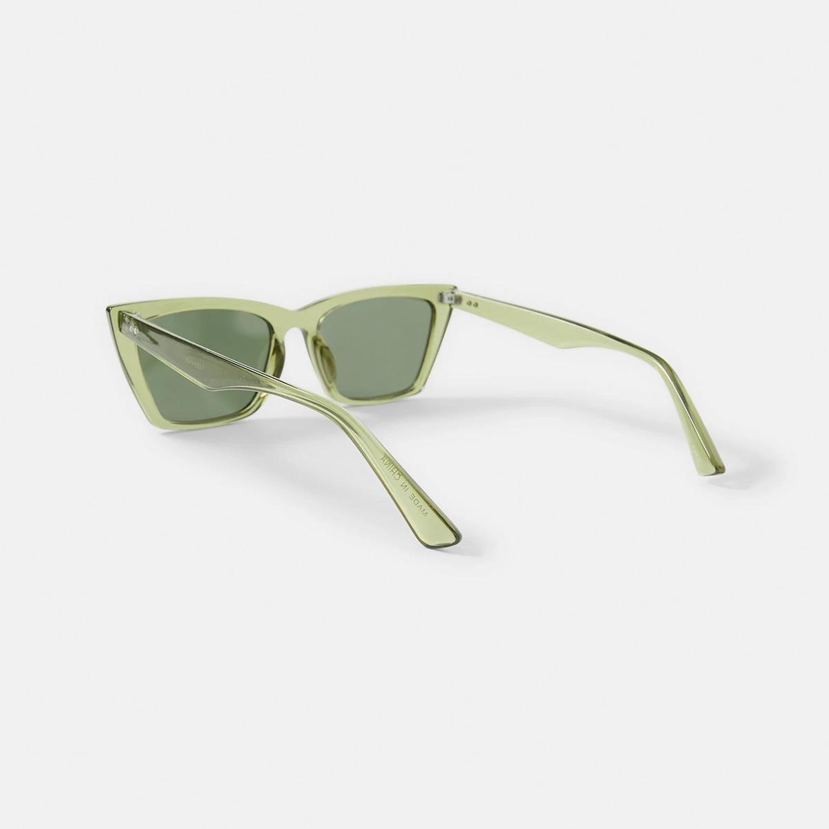 2 Cat Eye Sunglasses Green1, 2 of 6