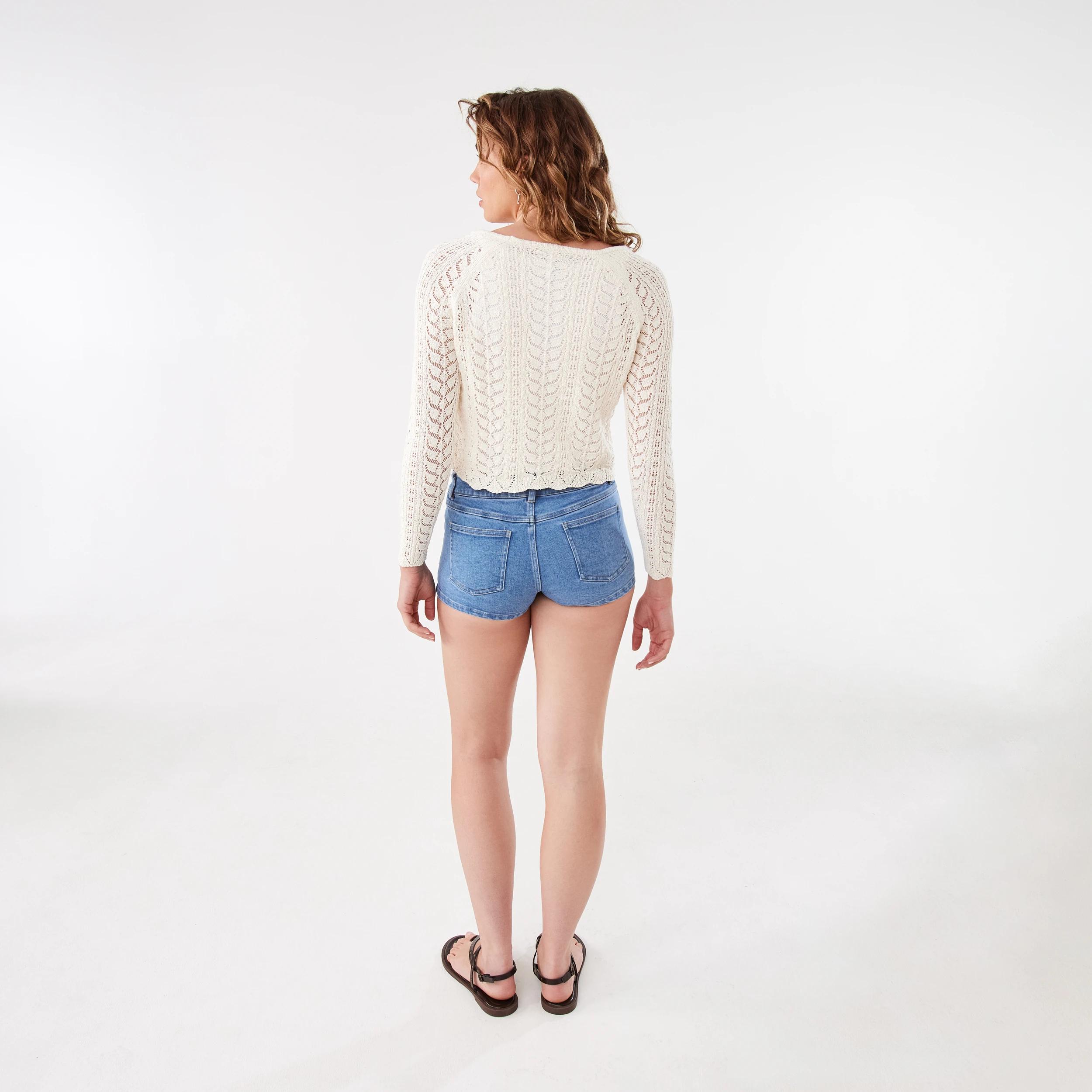 4 Long Sleeve Textured Cable Pullover Ecru, 4 of 7