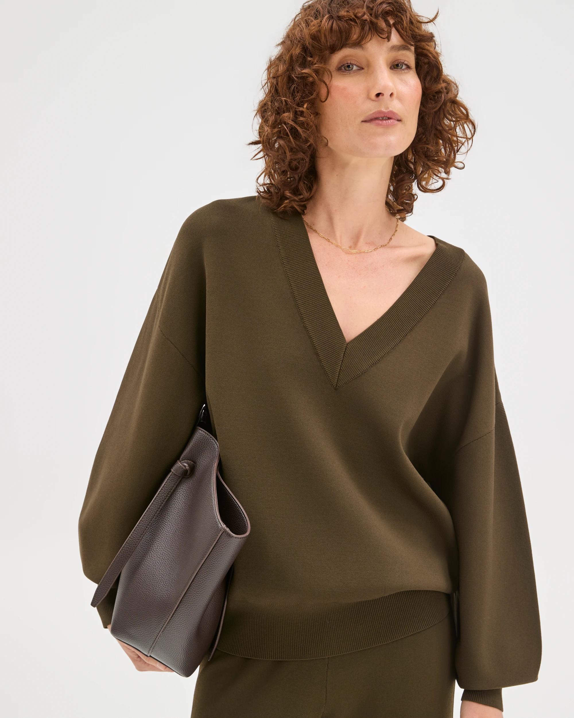 1 Preview Crepe Knit V-Neck Jumper DARK OLIVE, 1 of 5