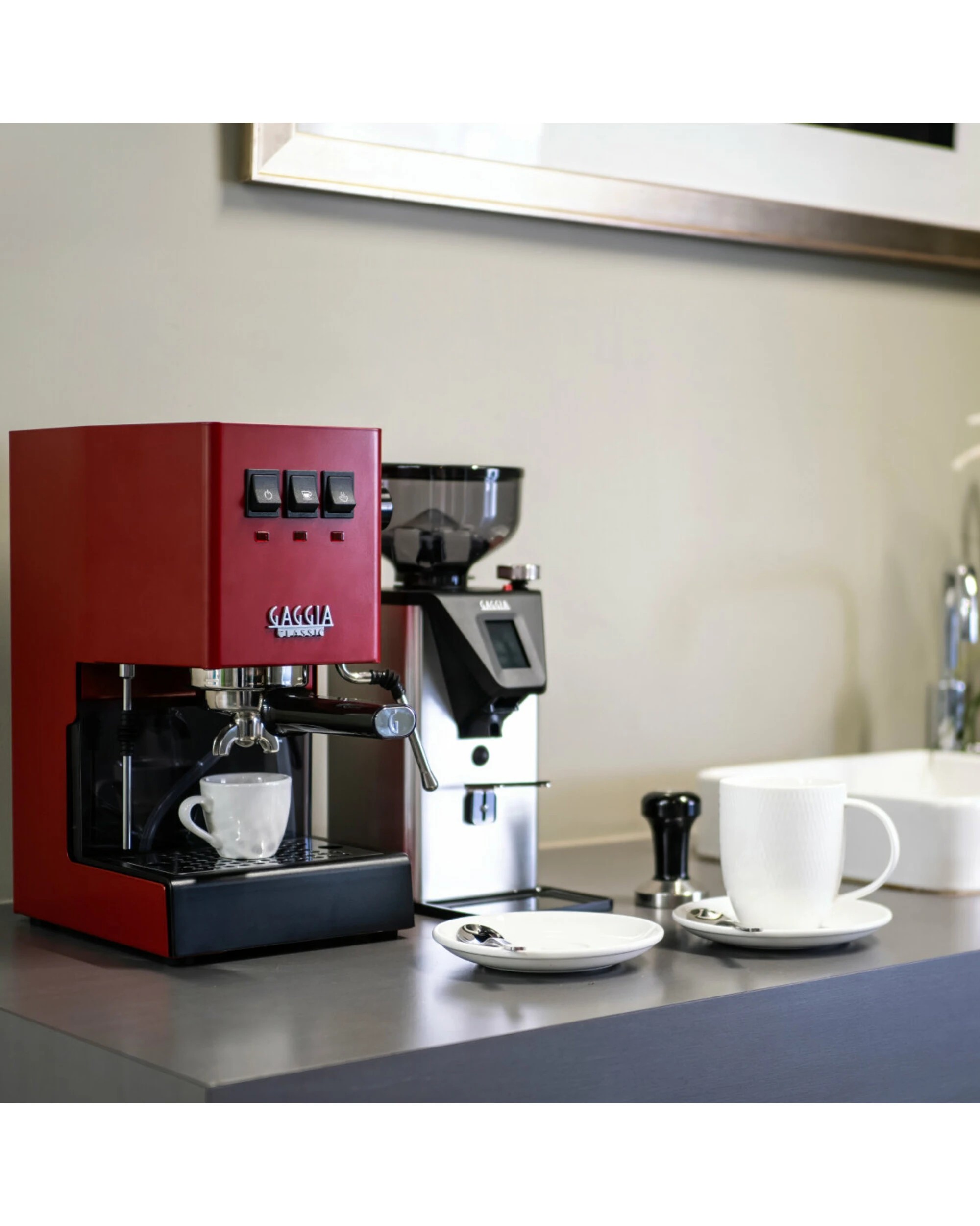 4 Gaggia Classic E24 Red Coffee Machine & Coffee Grinder Package, 4 of 5