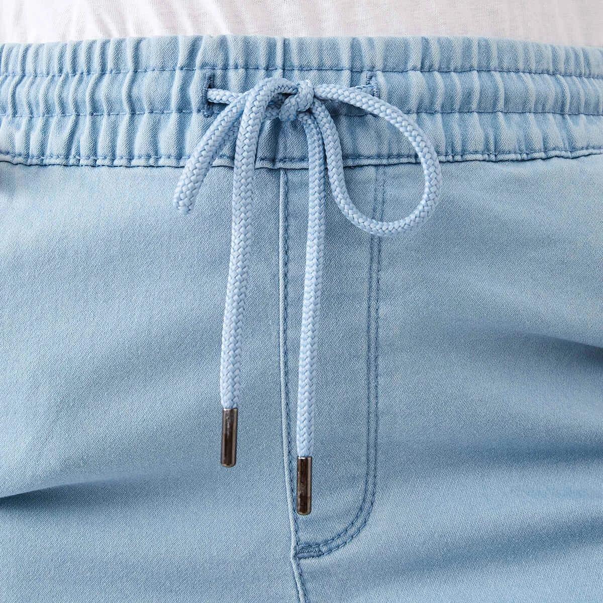 4 Jogger Midi Shorts Light Wash, 4 of 7