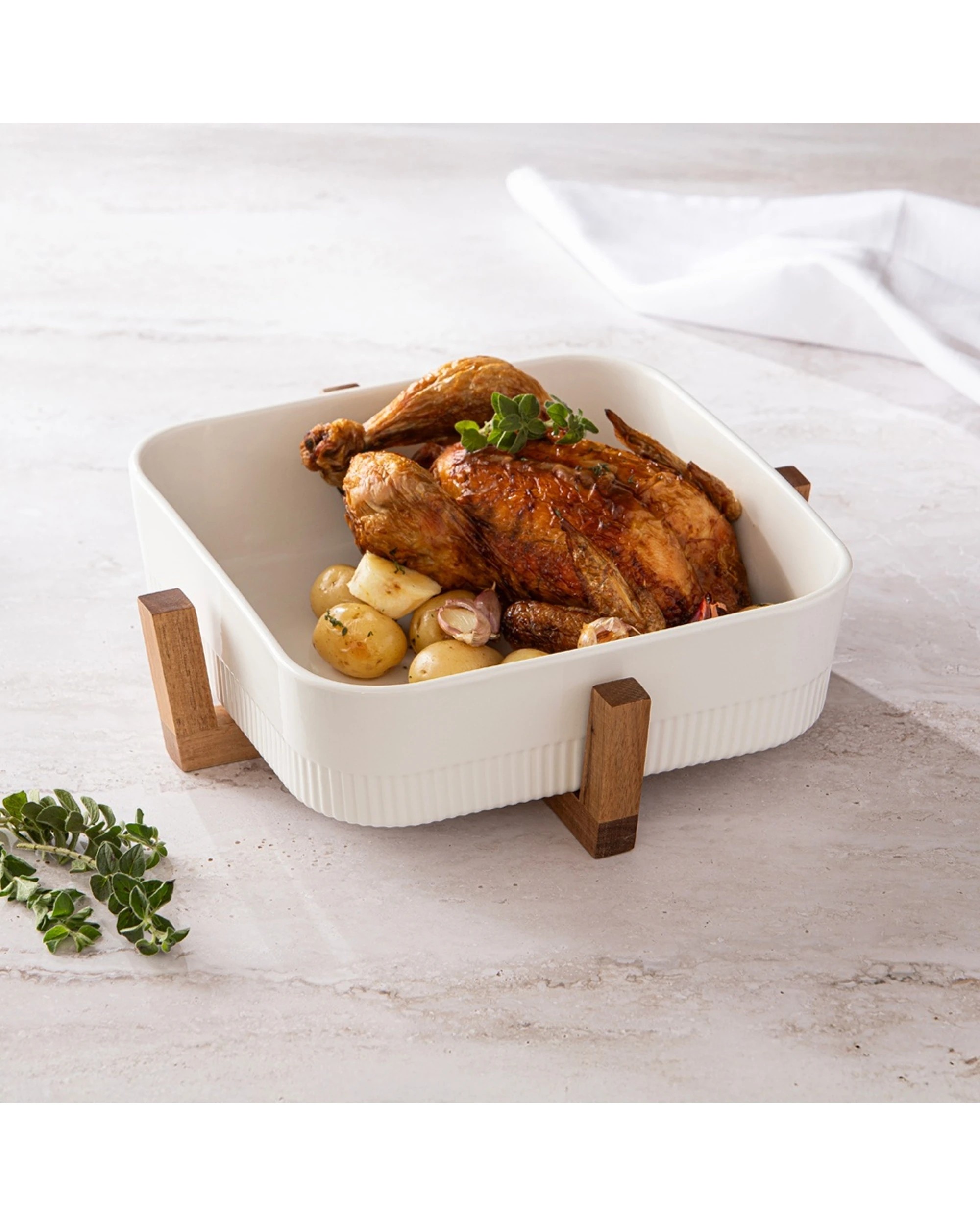 3 Ladelle Alto Oven To Table Rib Tray Dish Trivet Square 27.5cm - White, 3 of 3
