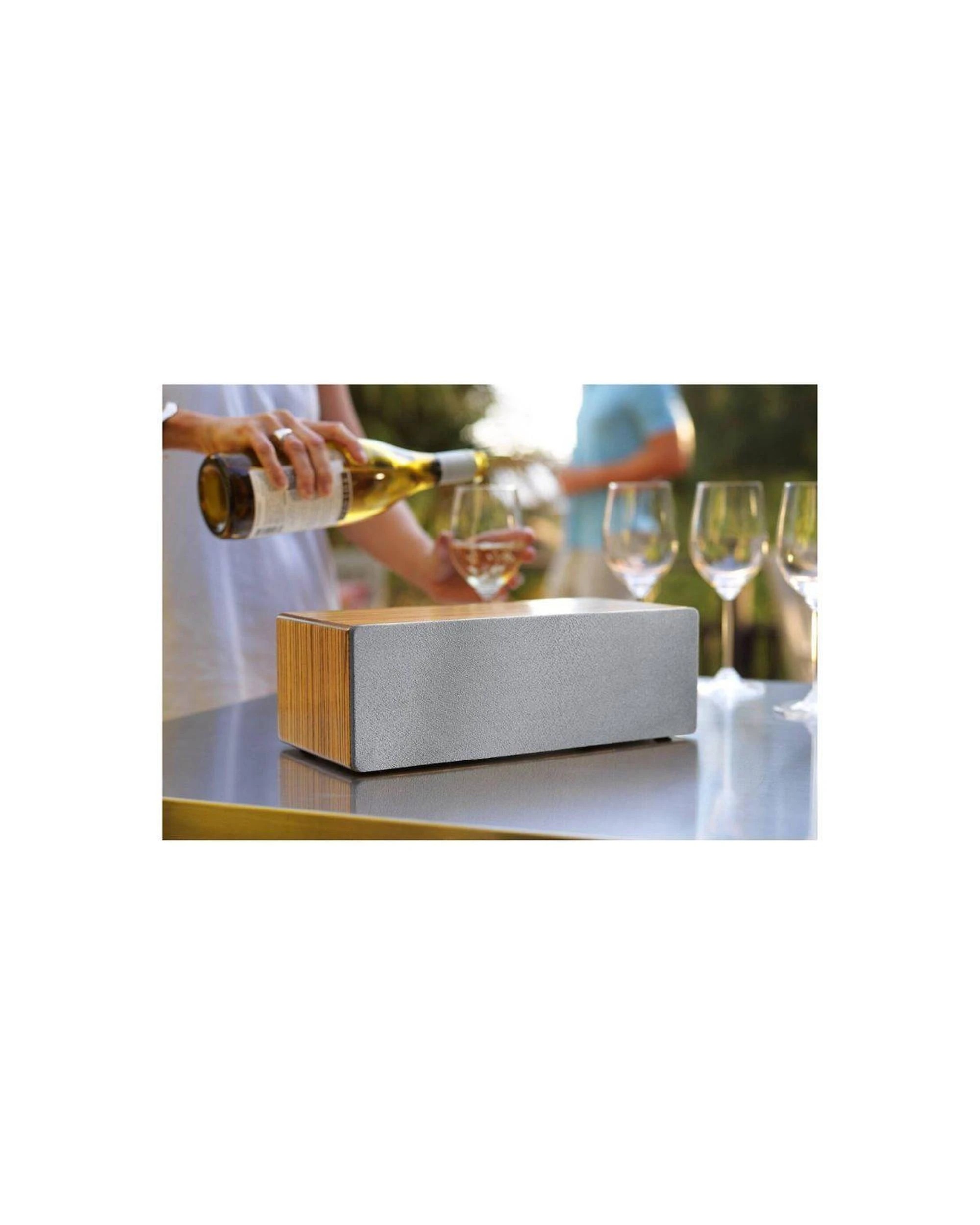 4 Audioengine B2 Wireless Bluetooth Speaker aptX HD Analogue Input Aramid Woofers Silk Tweeters, 4 of 4